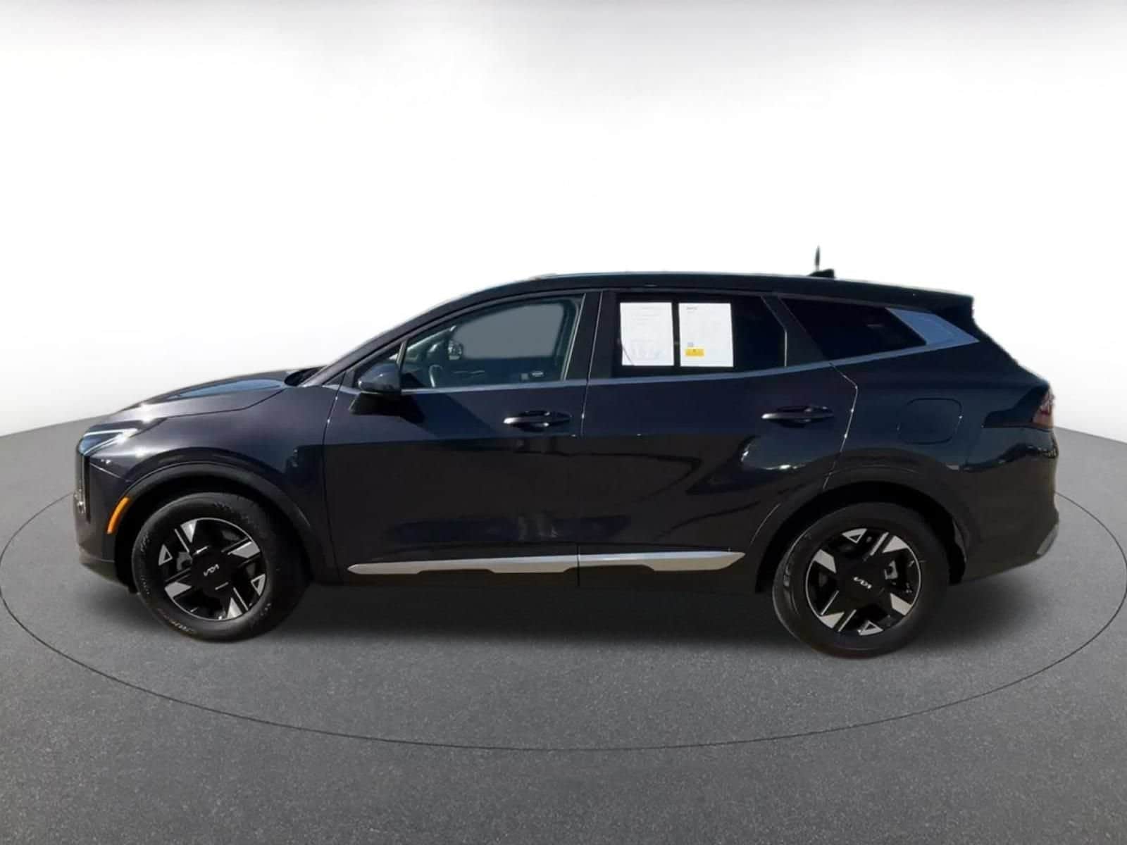 Thumbnail: 2026 Kia Sportage - 8