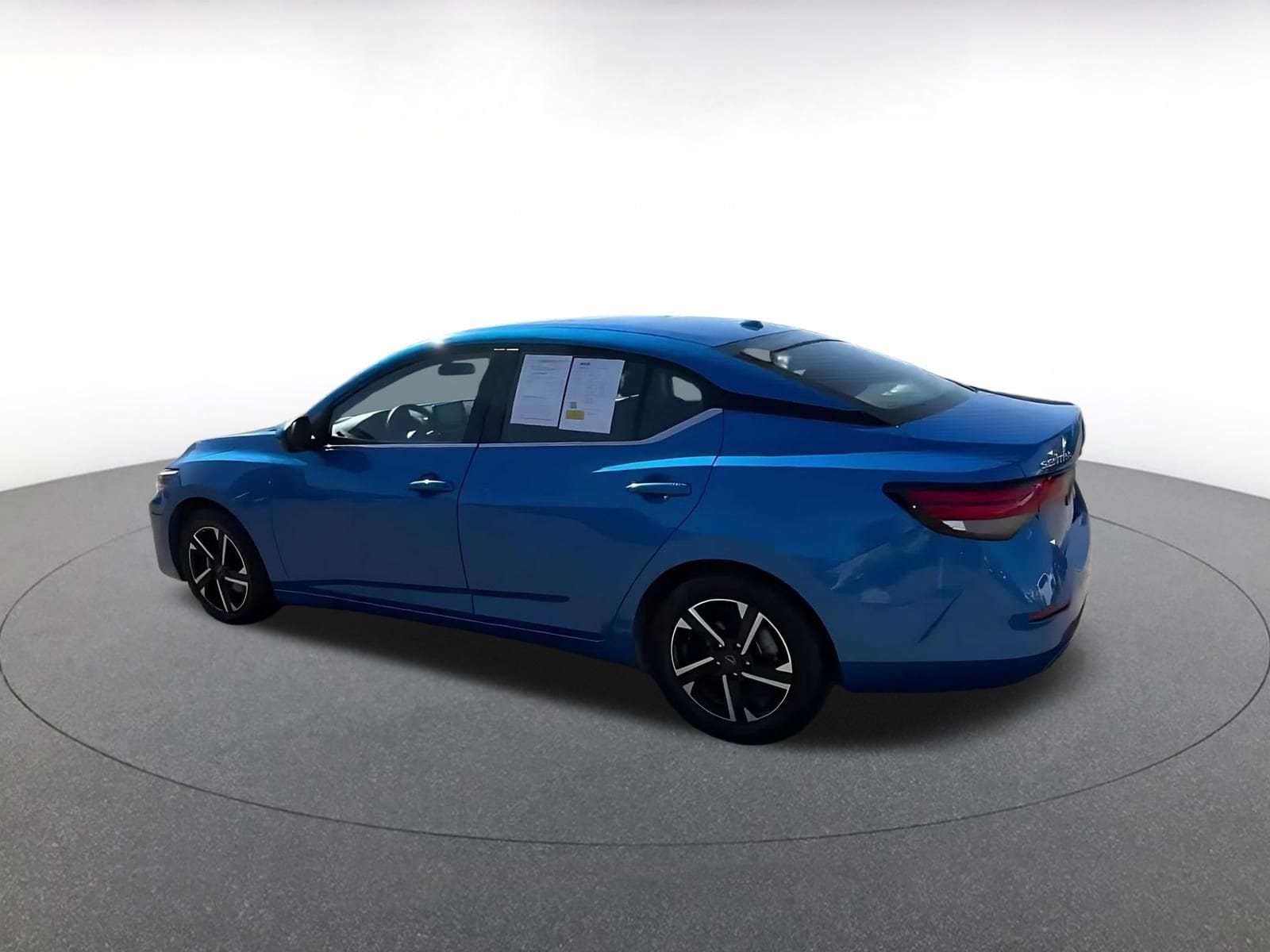 Thumbnail: 2025 Nissan Sentra - 9