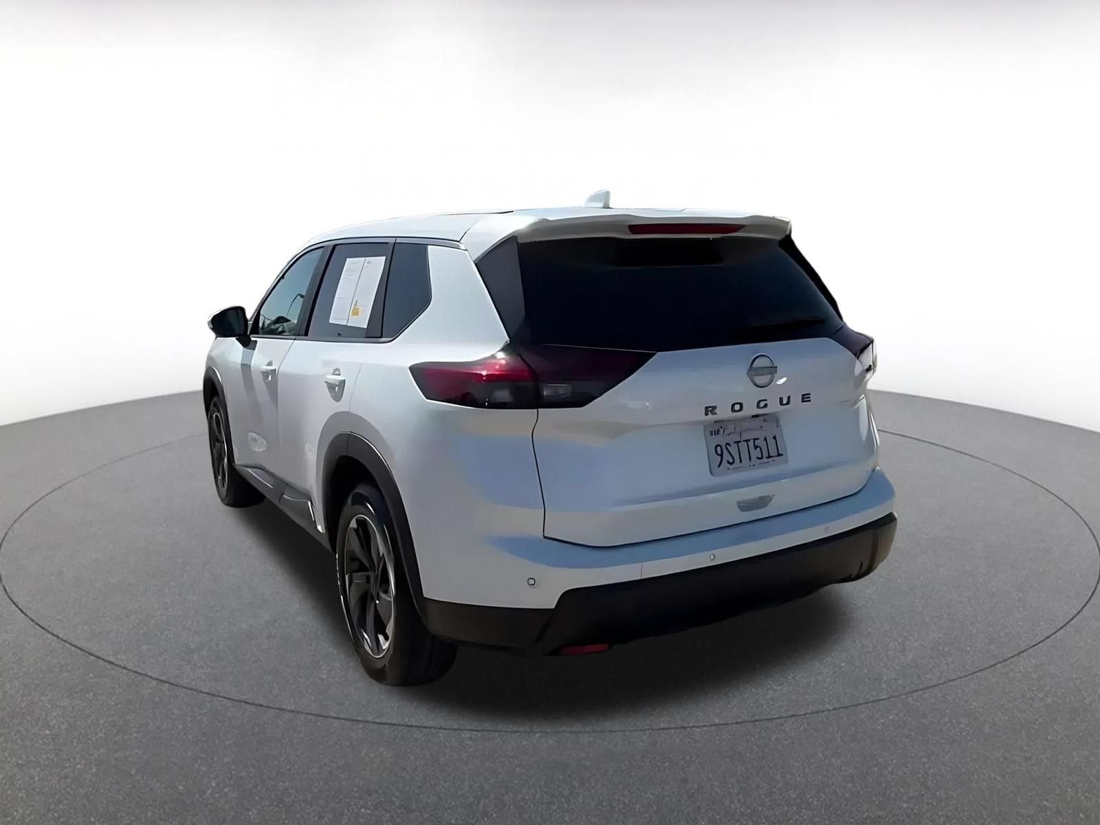Thumbnail: 2025 Nissan Rogue - 10