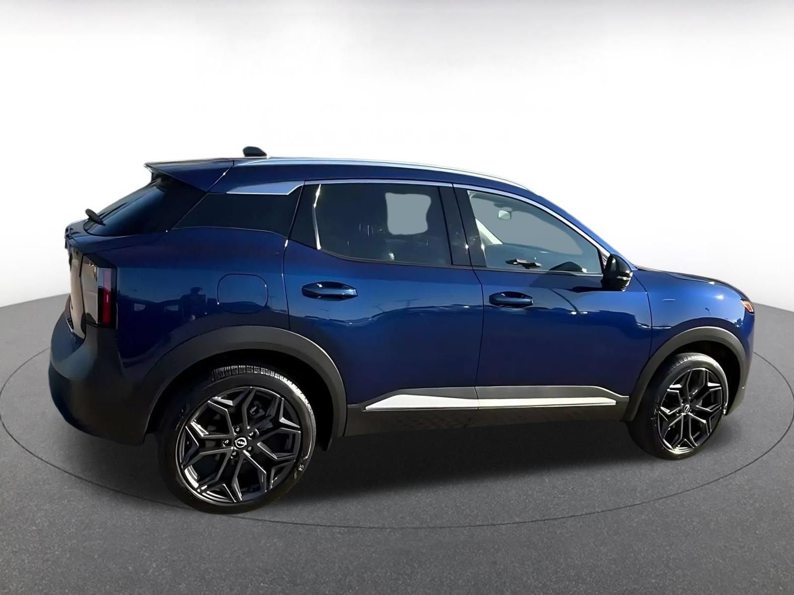 Thumbnail: 2026 Nissan Kicks - 14