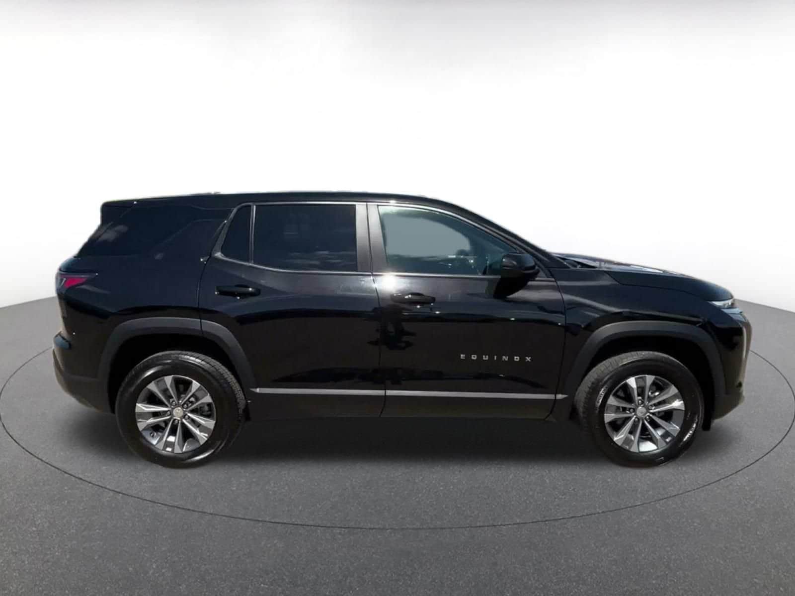 Thumbnail: 2025 Chevrolet Equinox - 15