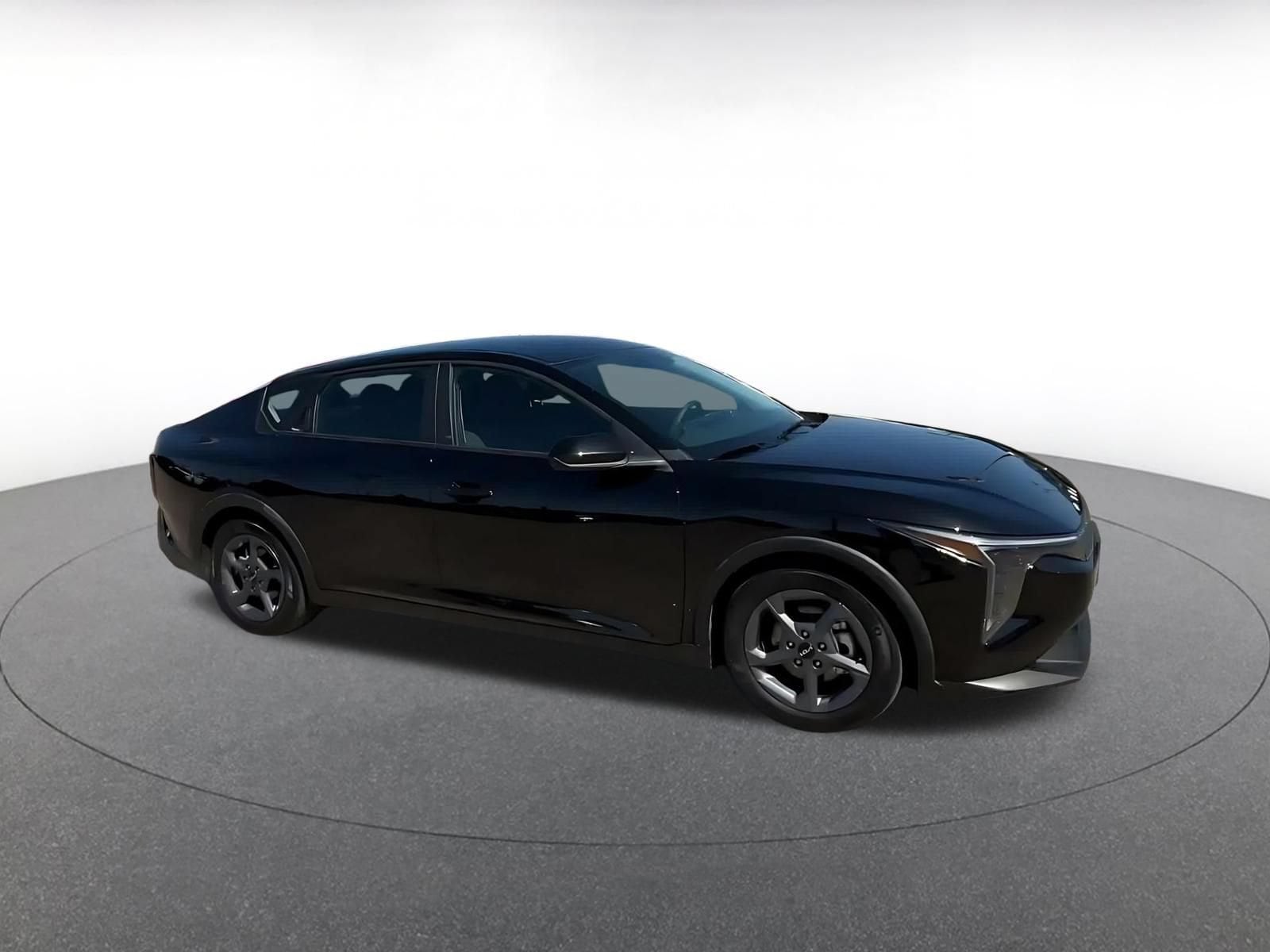 Thumbnail: 2026 Kia K4 - 2