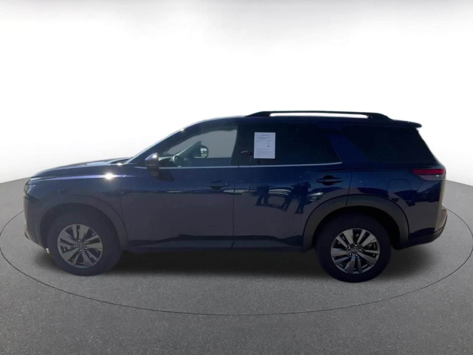 Thumbnail: 2025 Nissan Pathfinder - 8