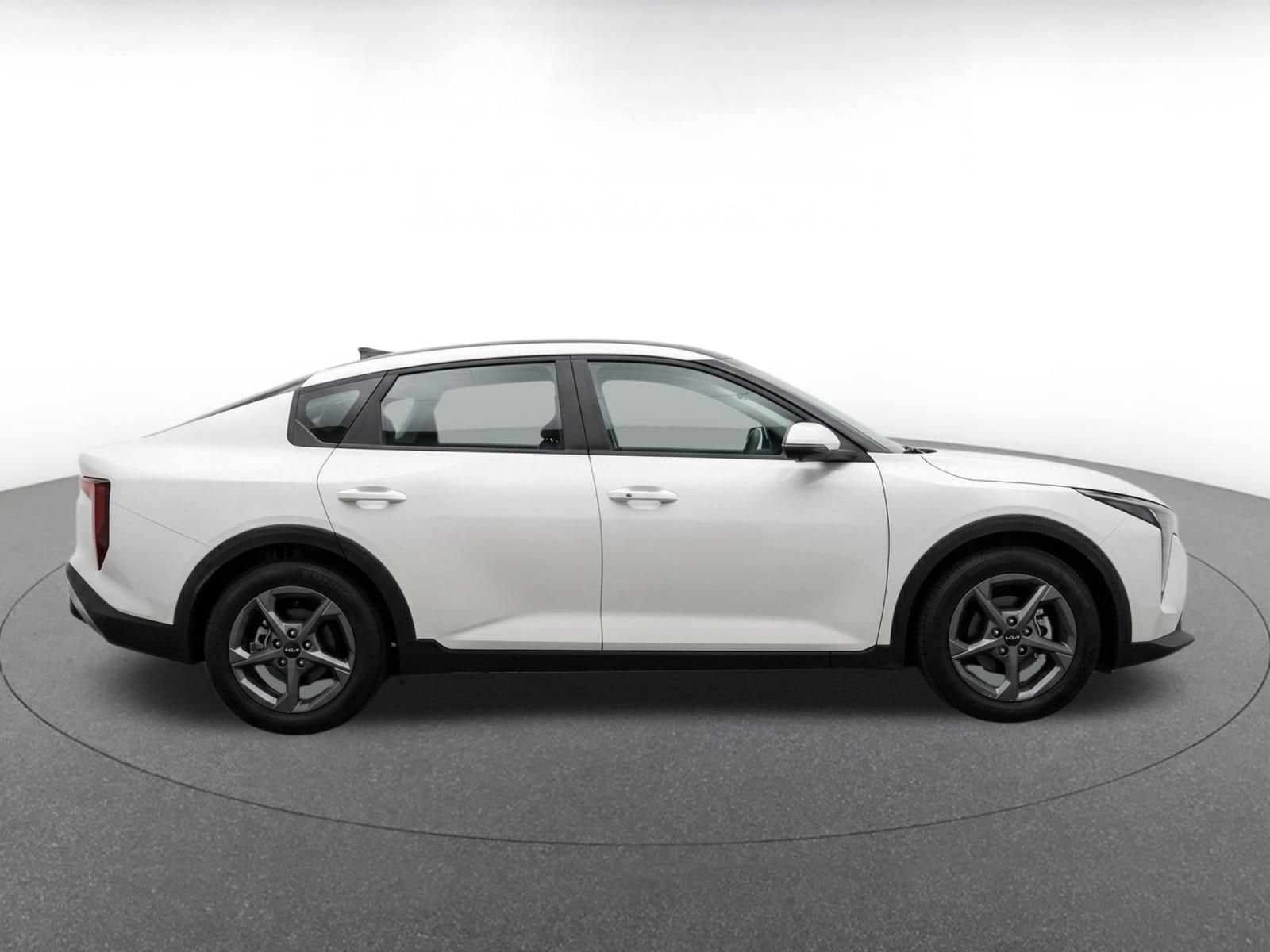Thumbnail: 2026 Kia K4 - 9