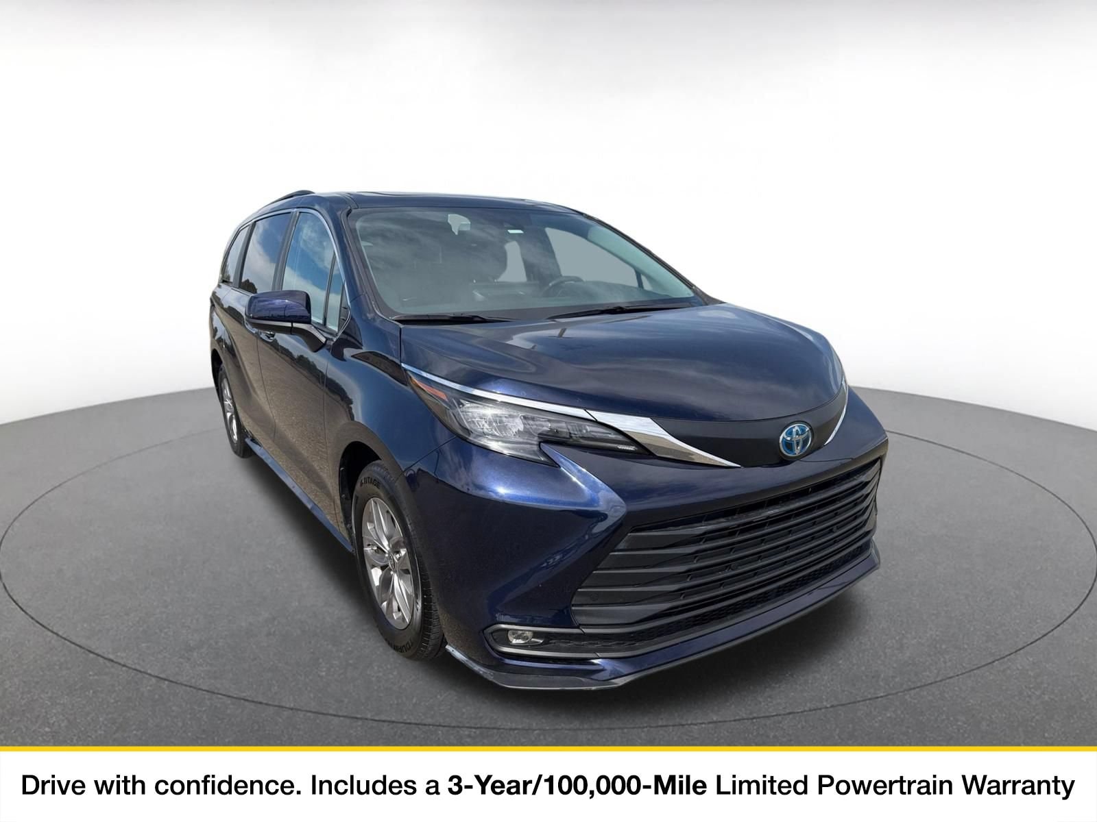 2025 Toyota Sienna XLE