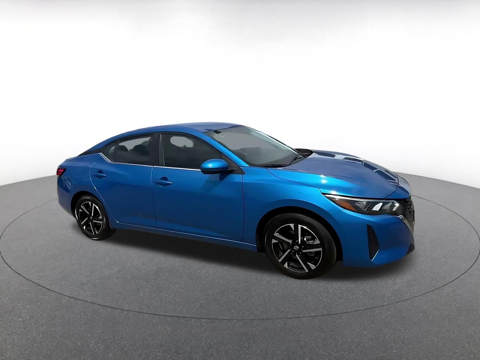 Thumbnail: 2025 Nissan Sentra - 2
