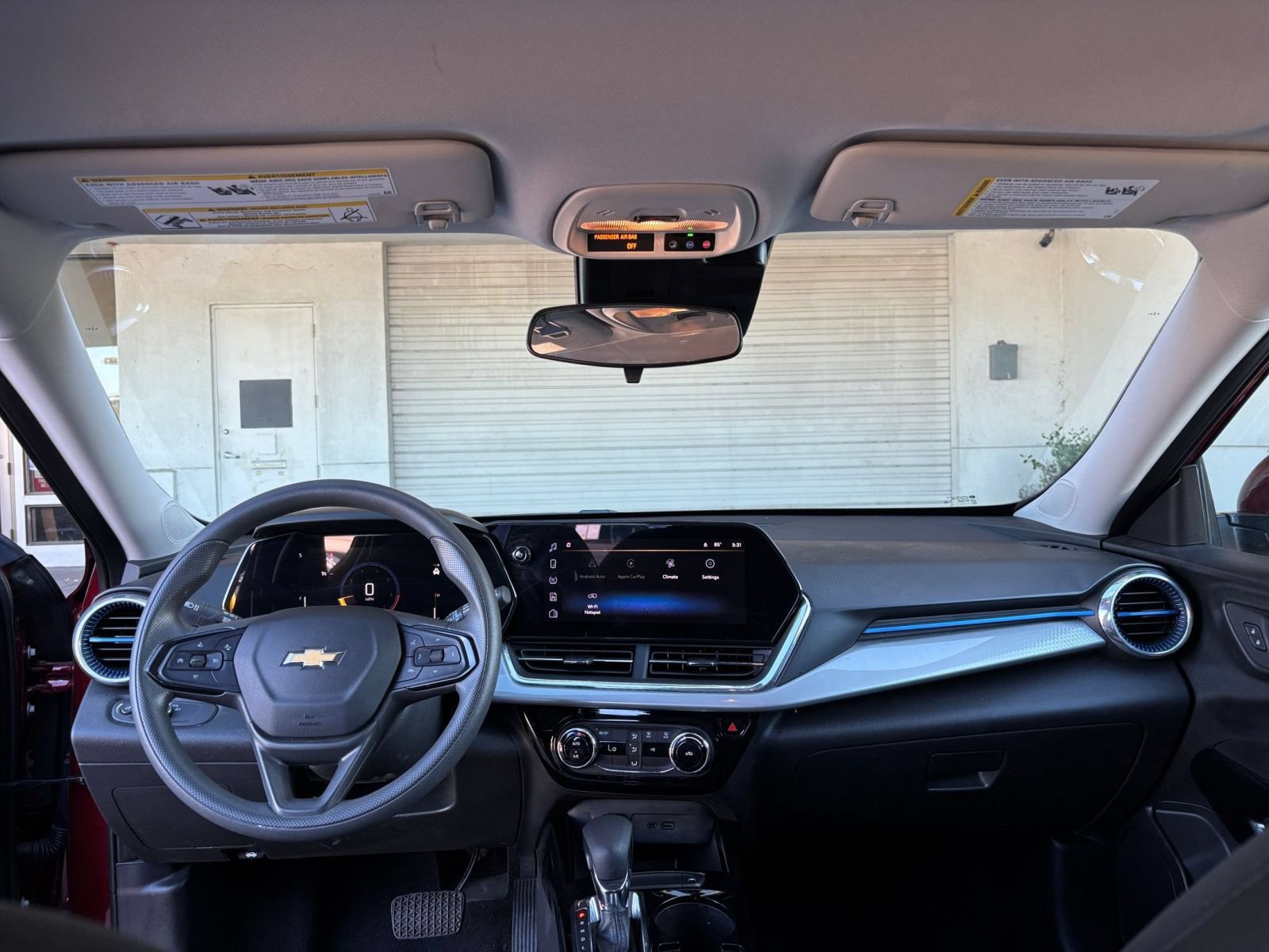 Thumbnail: 2025 Chevrolet Trax - 32