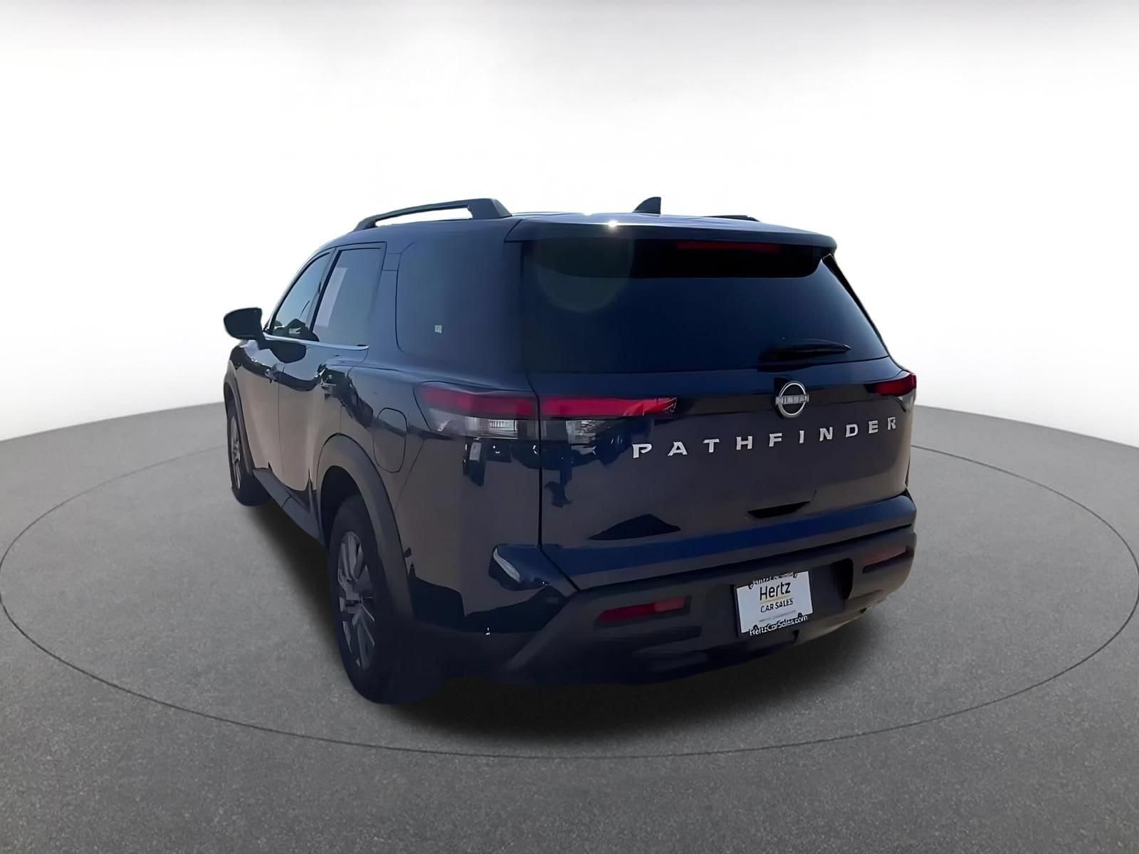 Thumbnail: 2025 Nissan Pathfinder - 10