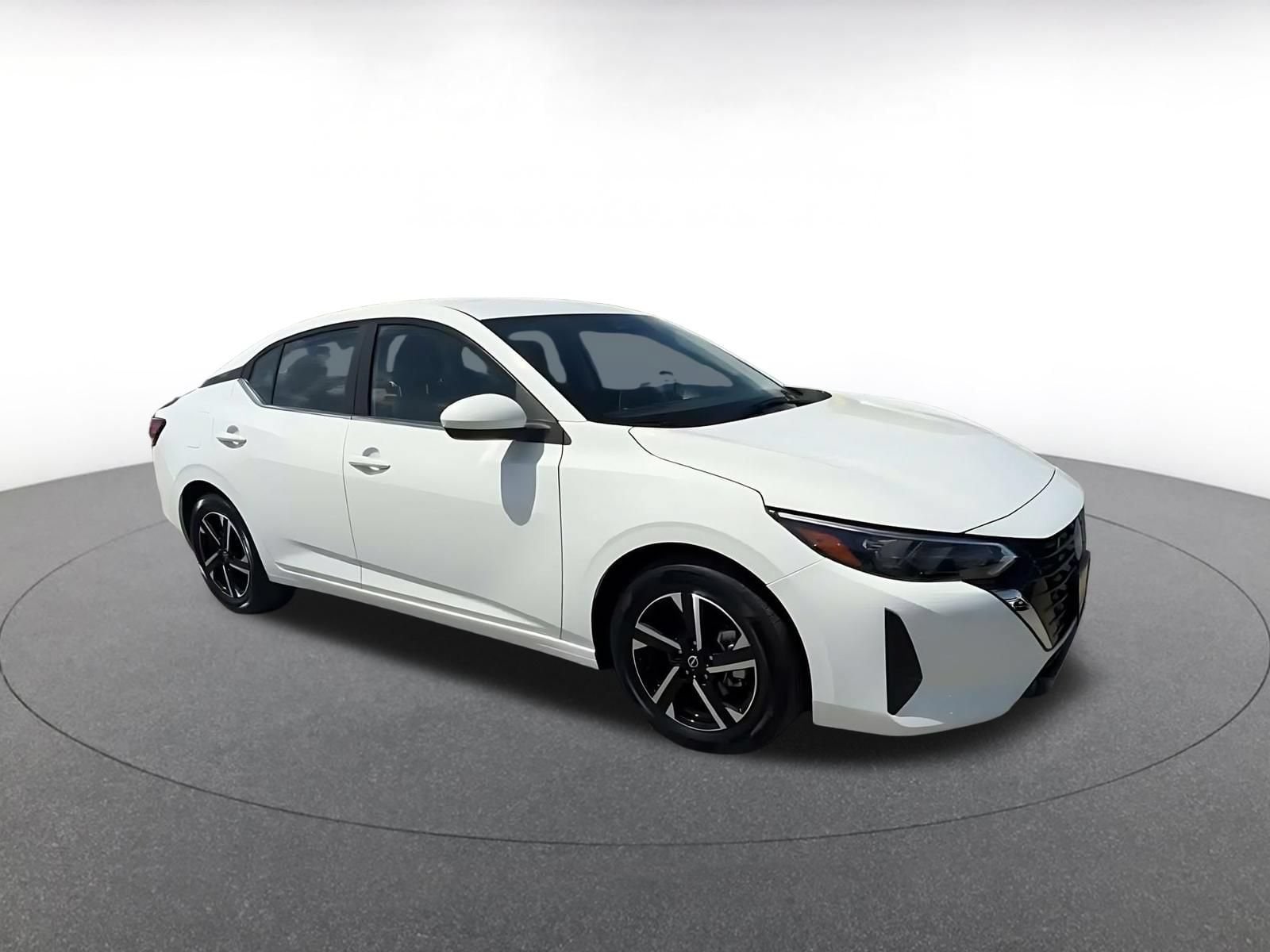 Thumbnail: 2025 Nissan Sentra - 2