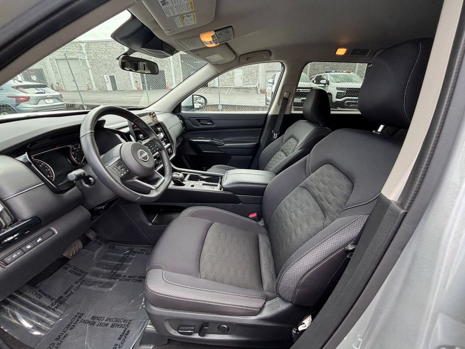 Thumbnail: 2025 Nissan Pathfinder - 28