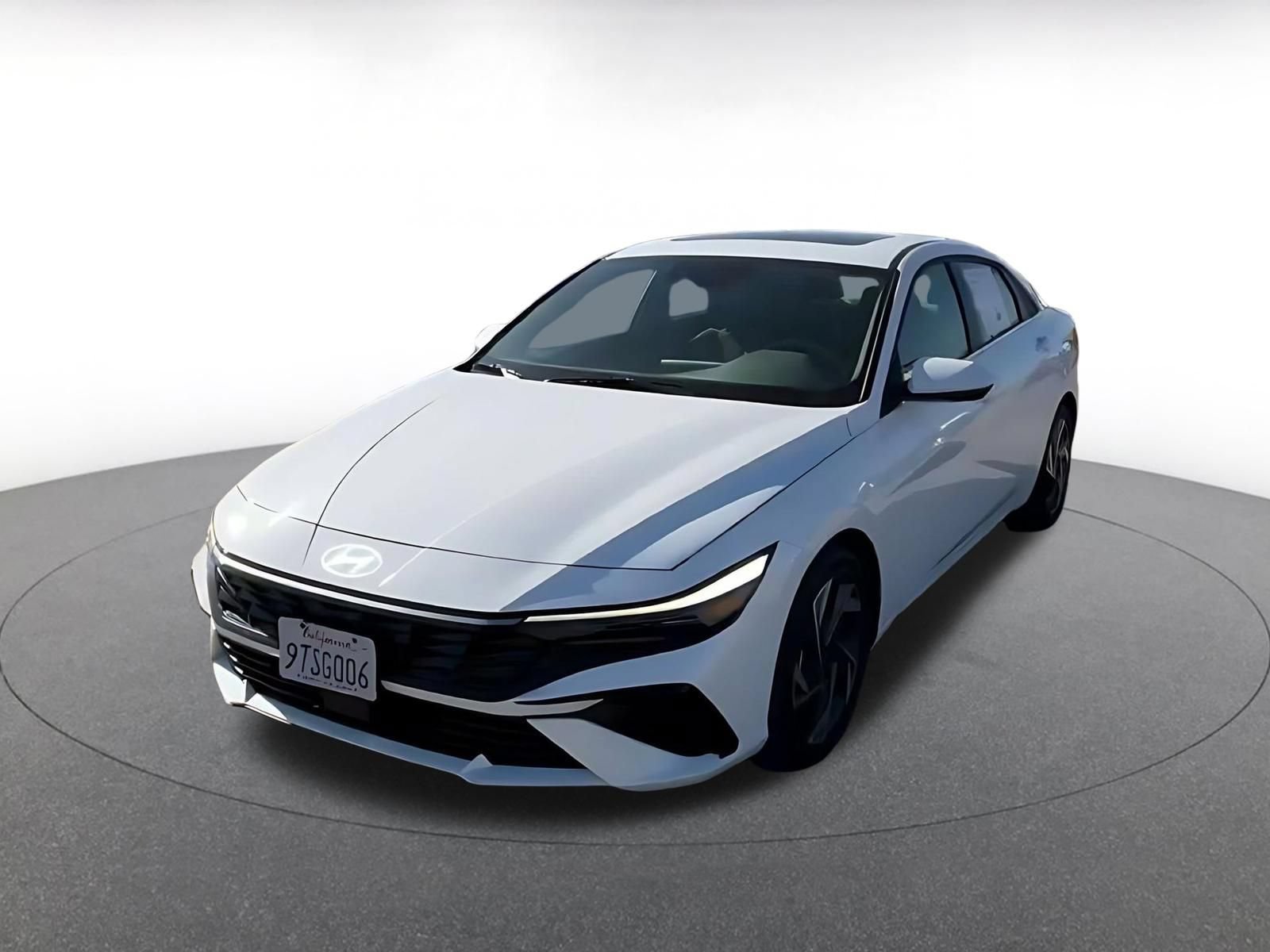 Thumbnail: 2025 Hyundai Elantra - 6