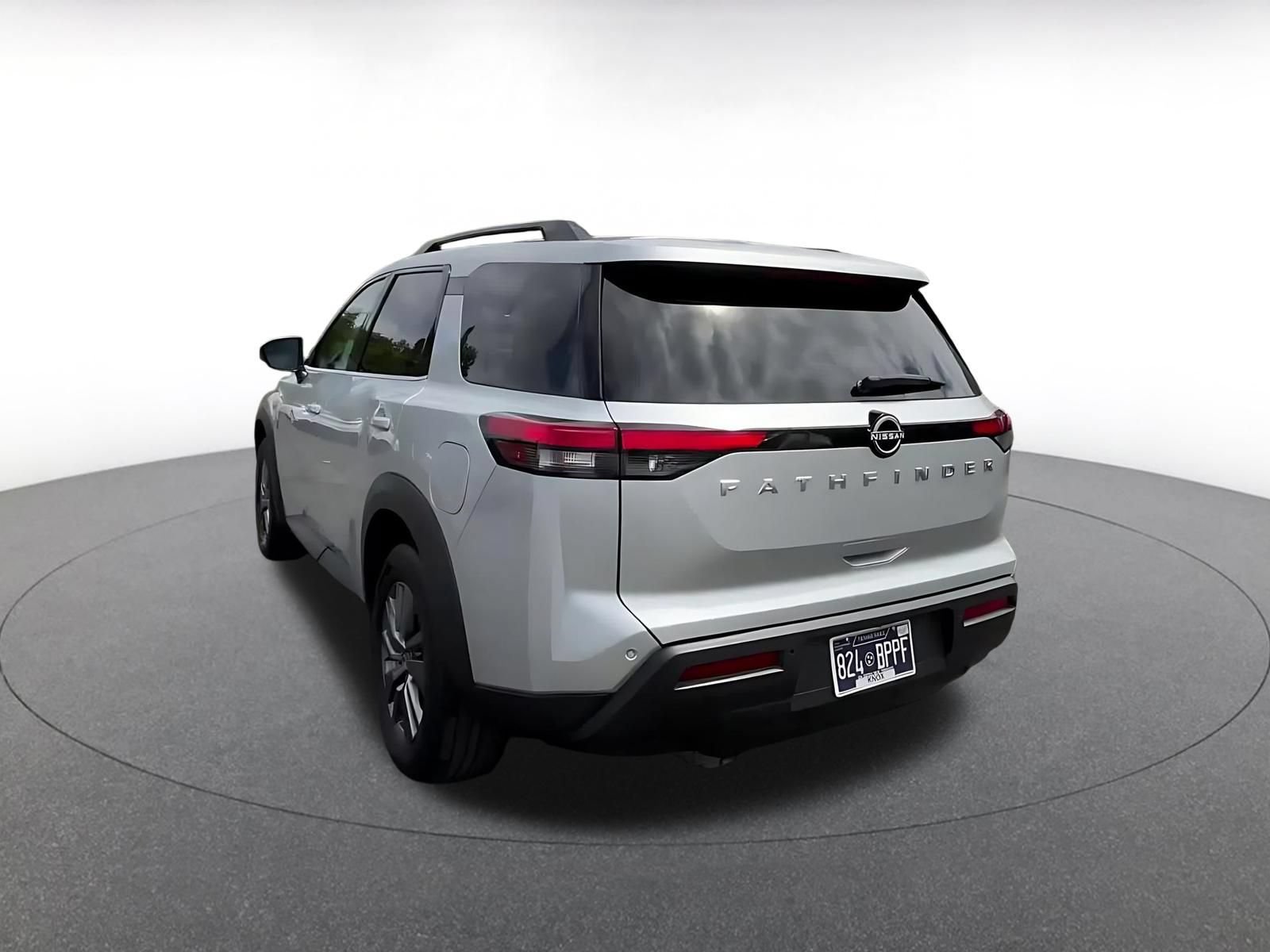 Thumbnail: 2025 Nissan Pathfinder - 10