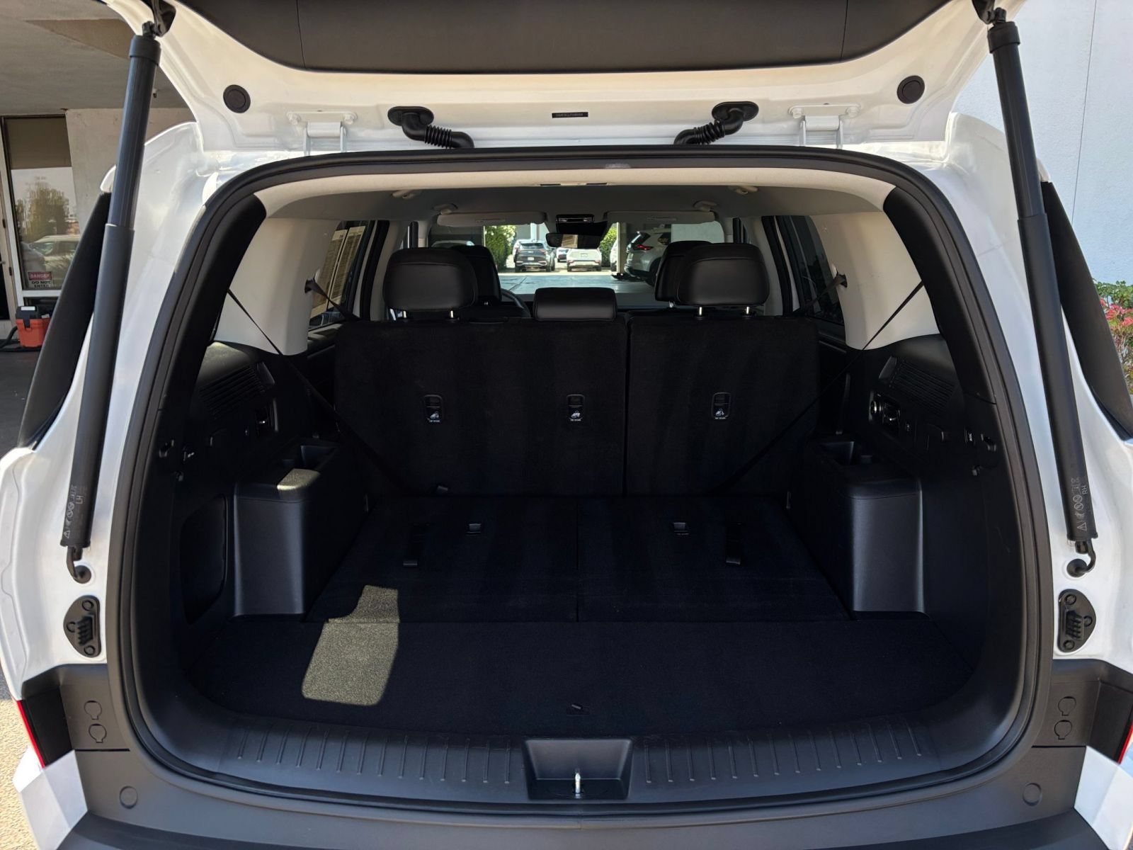 Thumbnail: 2026 Hyundai Santa Fe - 33