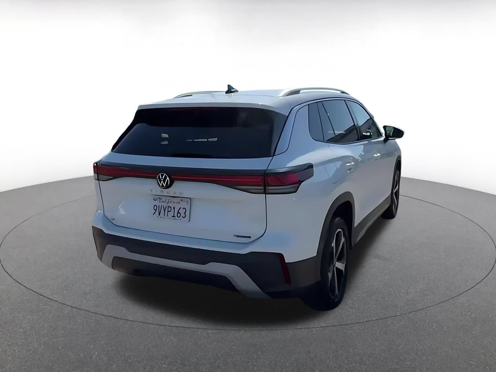 Thumbnail: 2026 Volkswagen Tiguan - 13