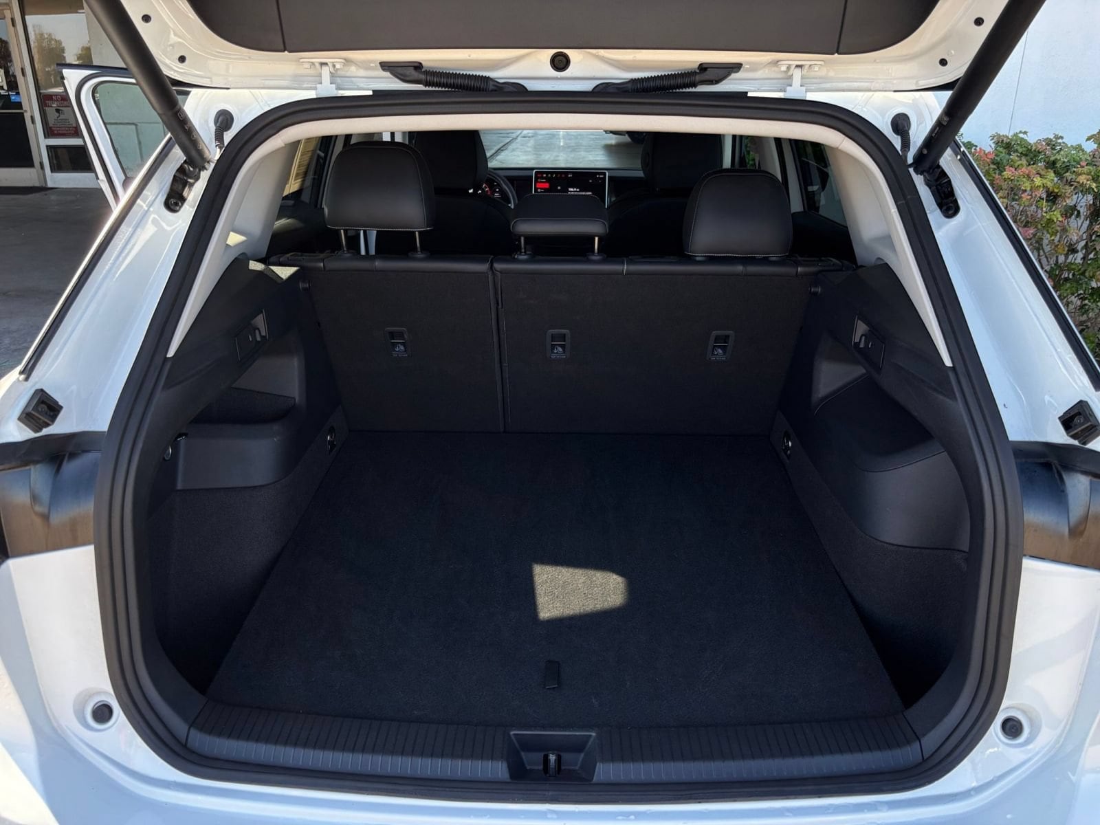 Thumbnail: 2026 Volkswagen Tiguan - 32