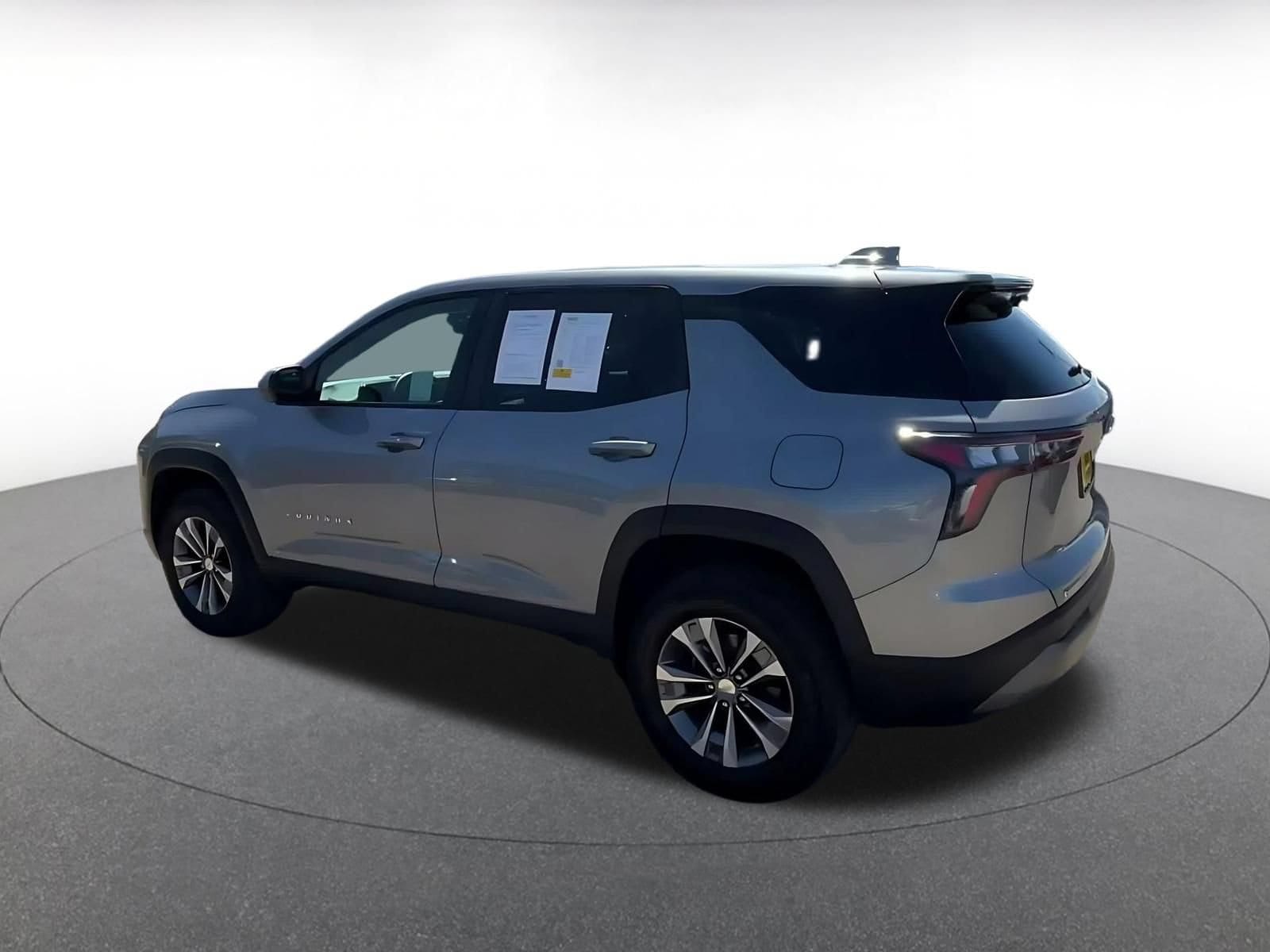 Thumbnail: 2025 Chevrolet Equinox - 9