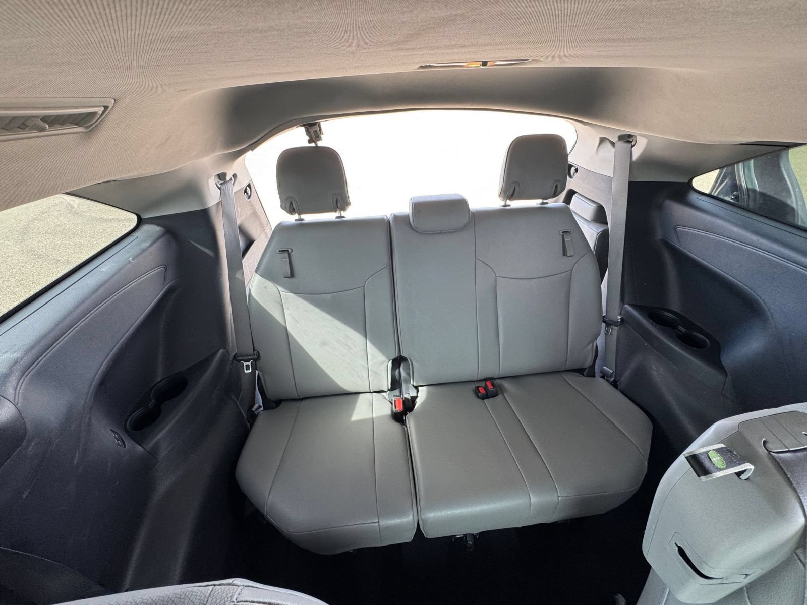 Thumbnail: 2025 Toyota Sienna - 29