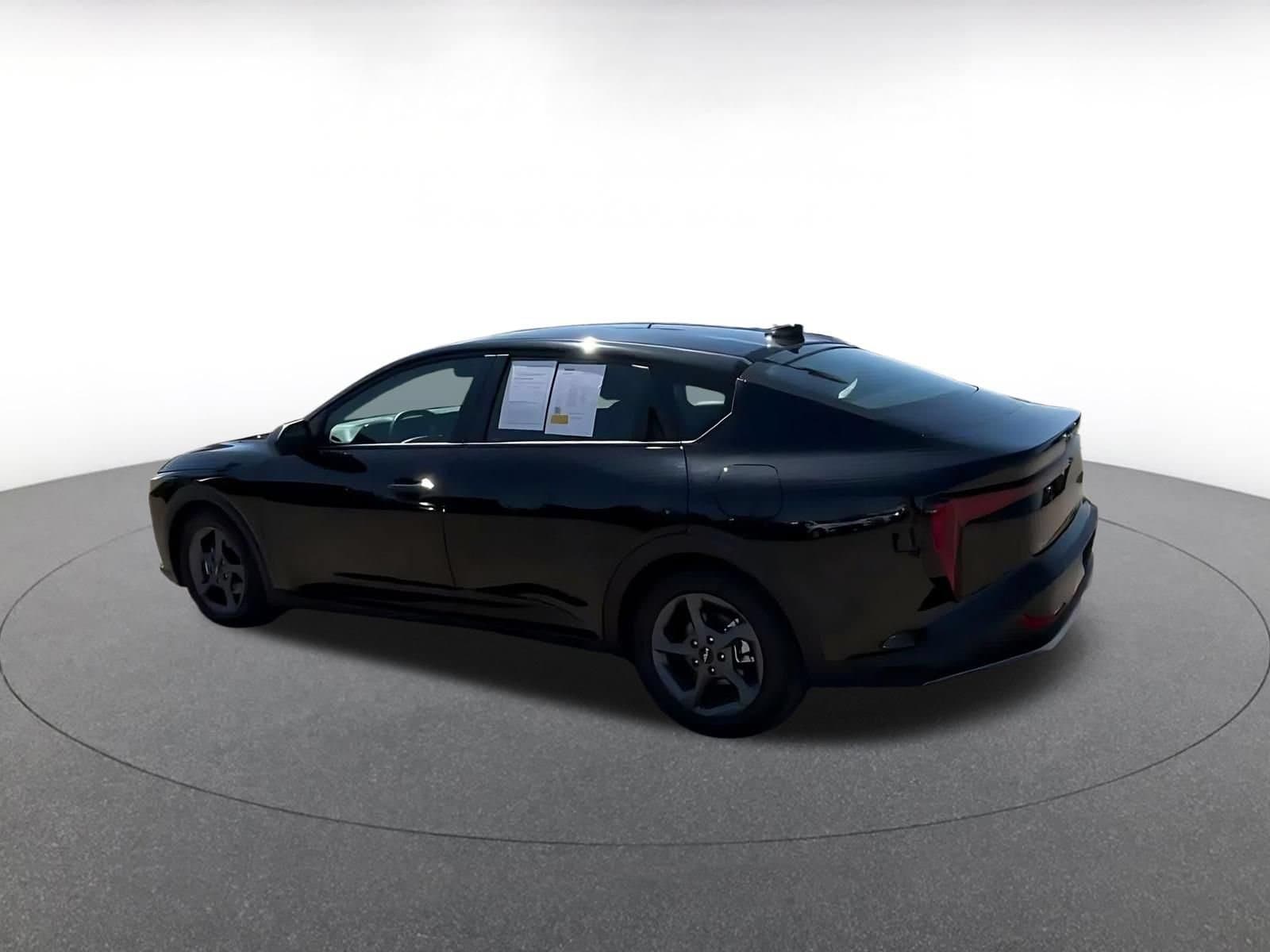 Thumbnail: 2026 Kia K4 - 9