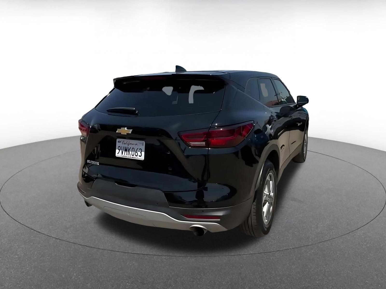 Thumbnail: 2026 Chevrolet Blazer - 14
