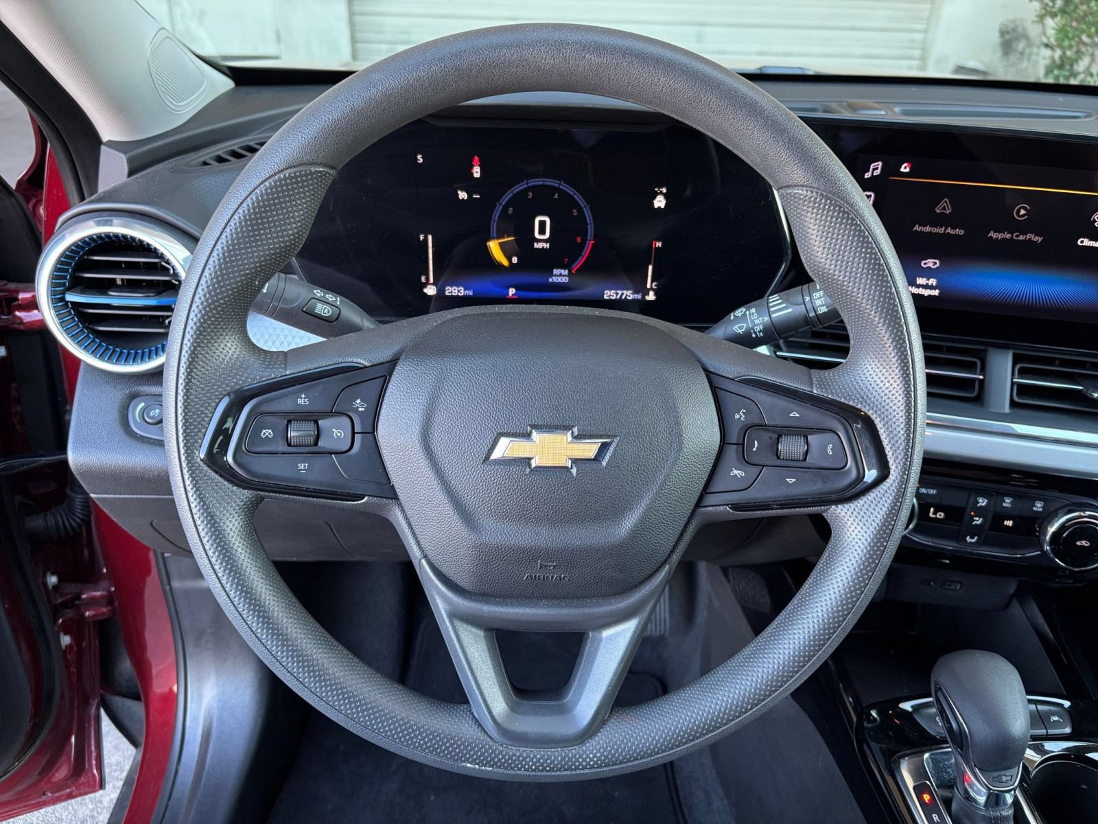 Thumbnail: 2025 Chevrolet Trax - 27