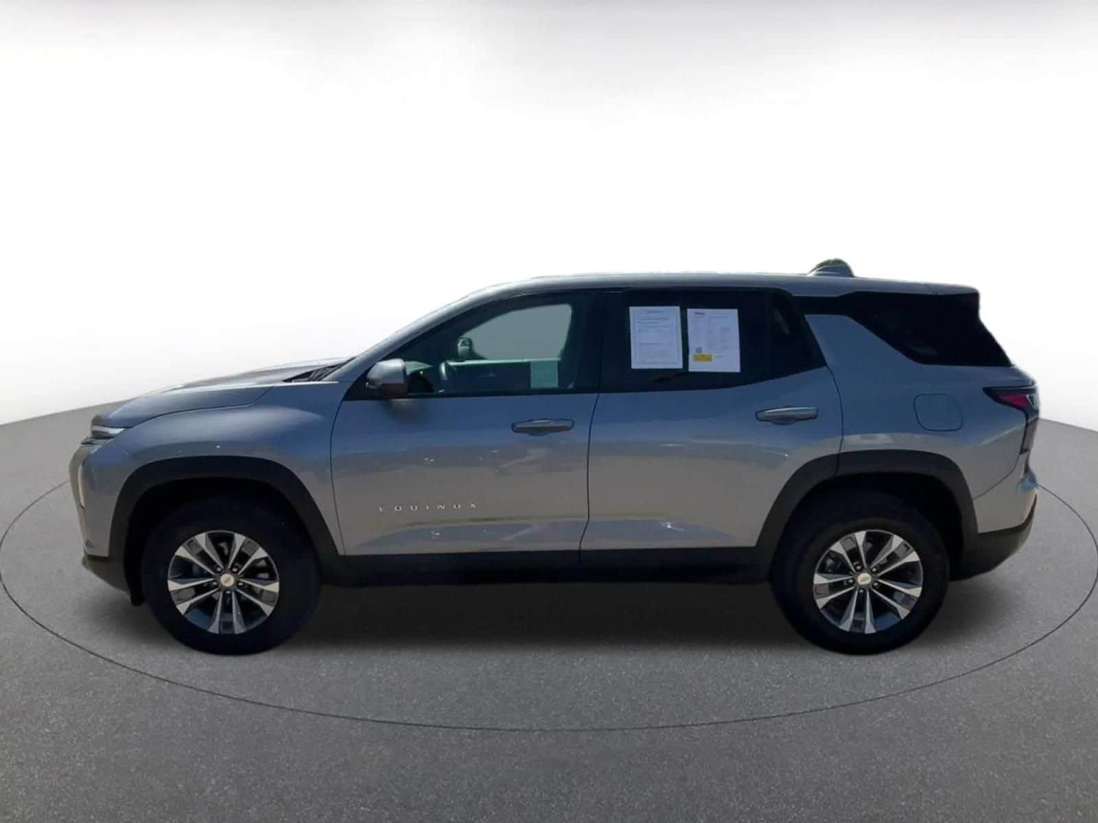 Thumbnail: 2025 Chevrolet Equinox - 8