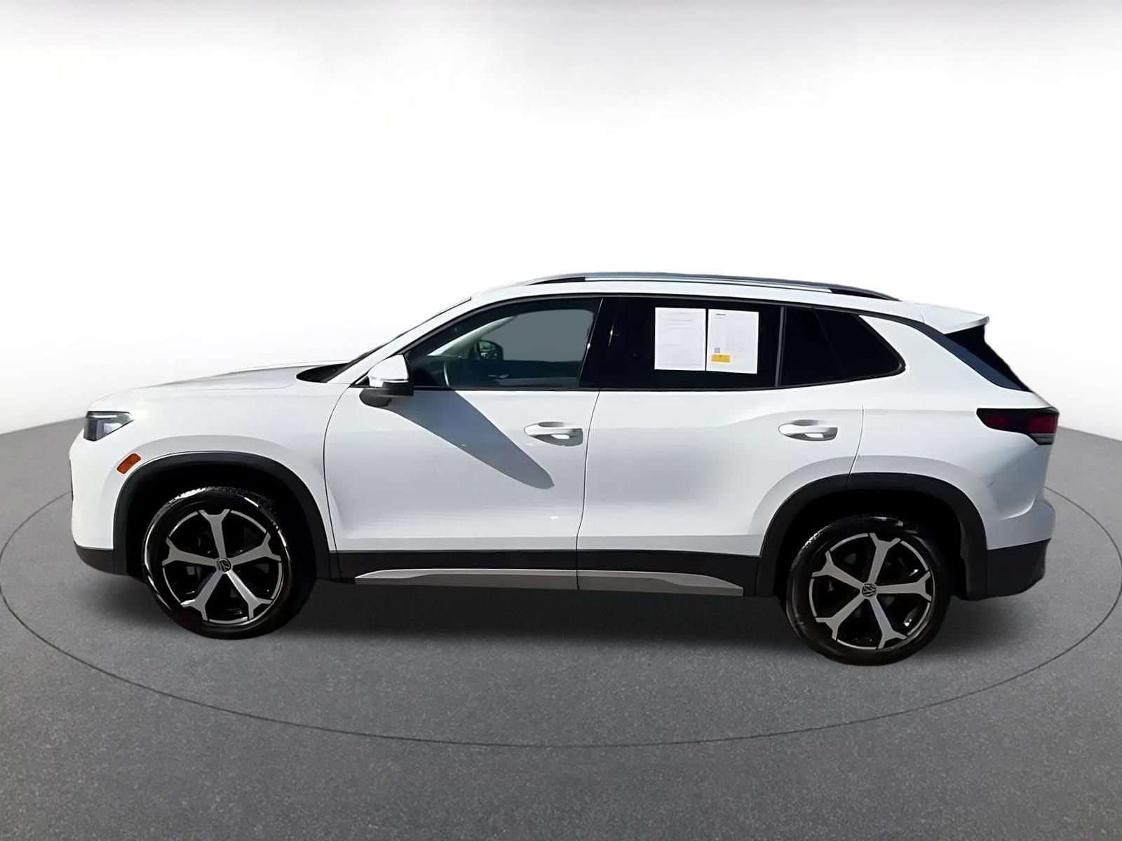 Thumbnail: 2026 Volkswagen Tiguan - 8