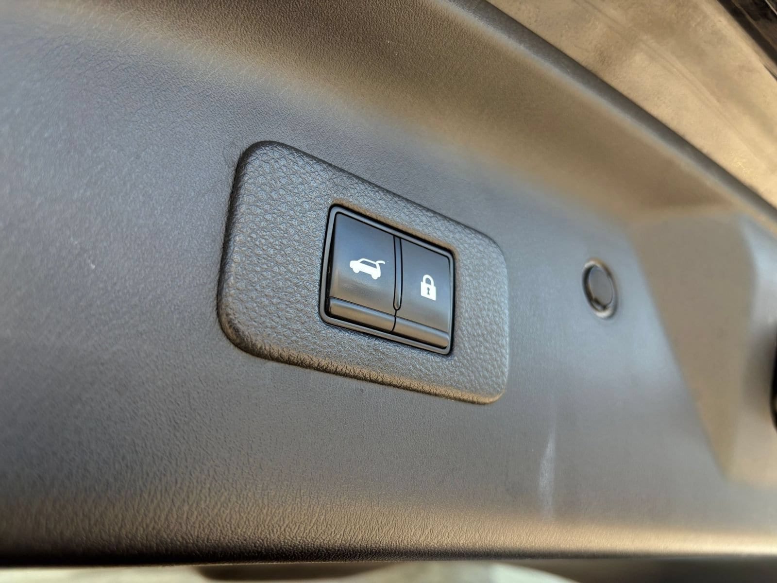 Thumbnail: 2024 Nissan Armada - 24