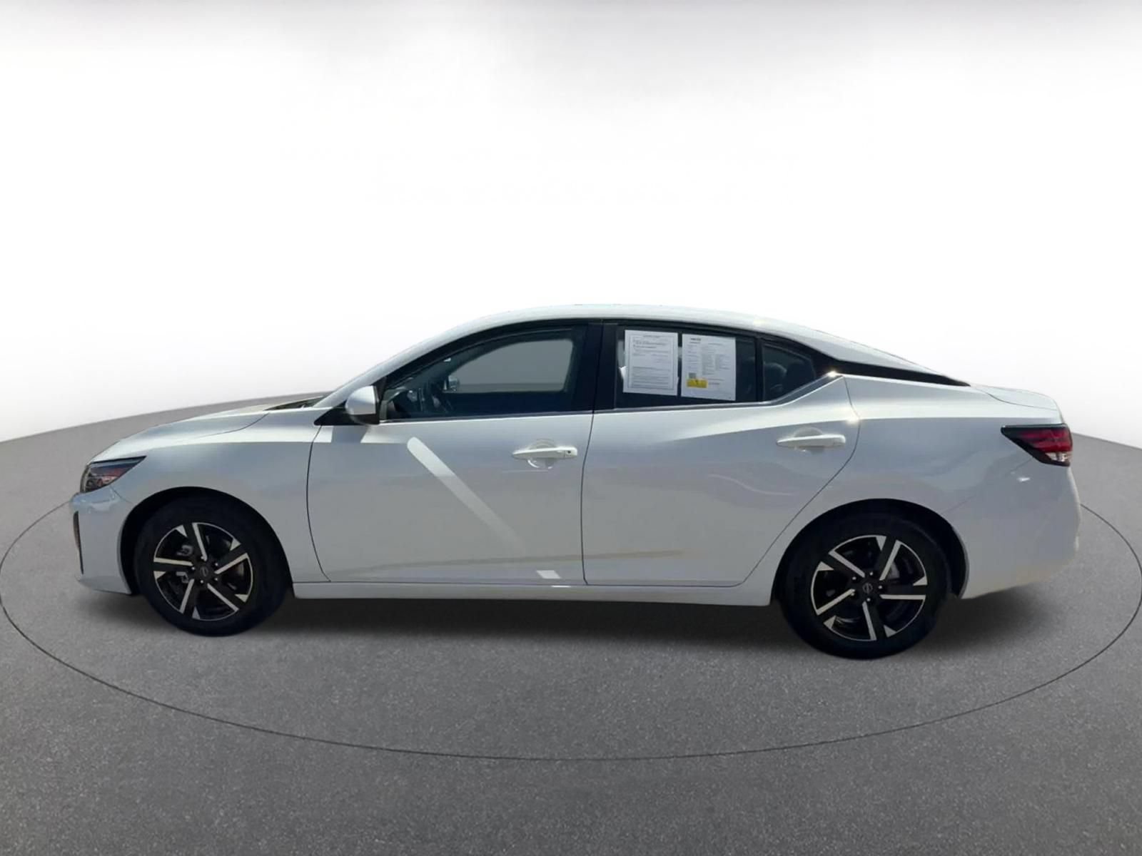Thumbnail: 2025 Nissan Sentra - 8
