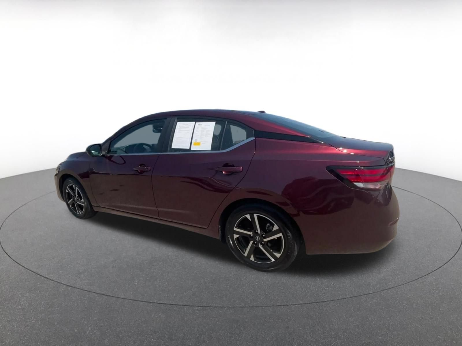 Thumbnail: 2025 Nissan Sentra - 9