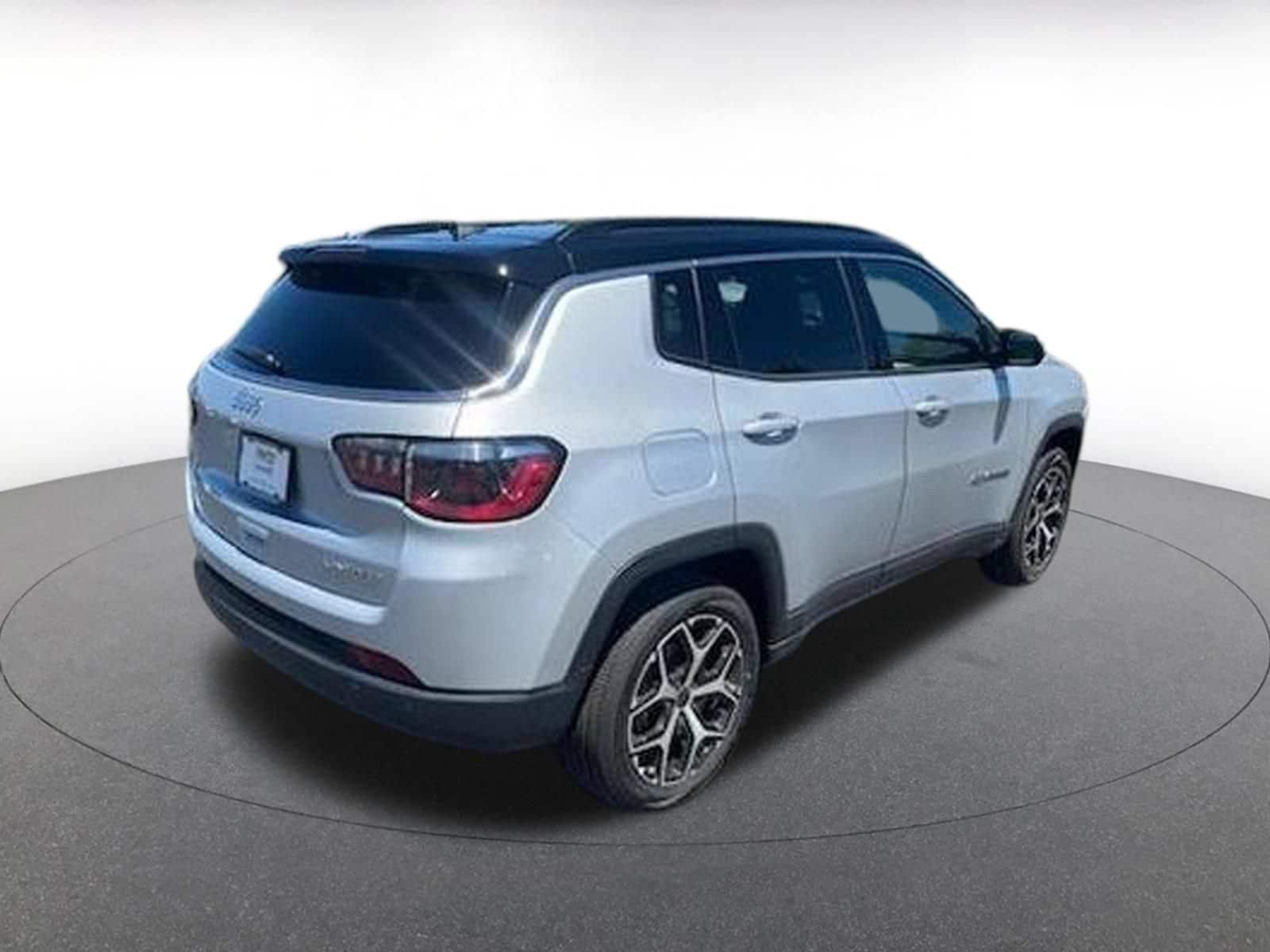 Thumbnail: 2025 Jeep Compass - 4