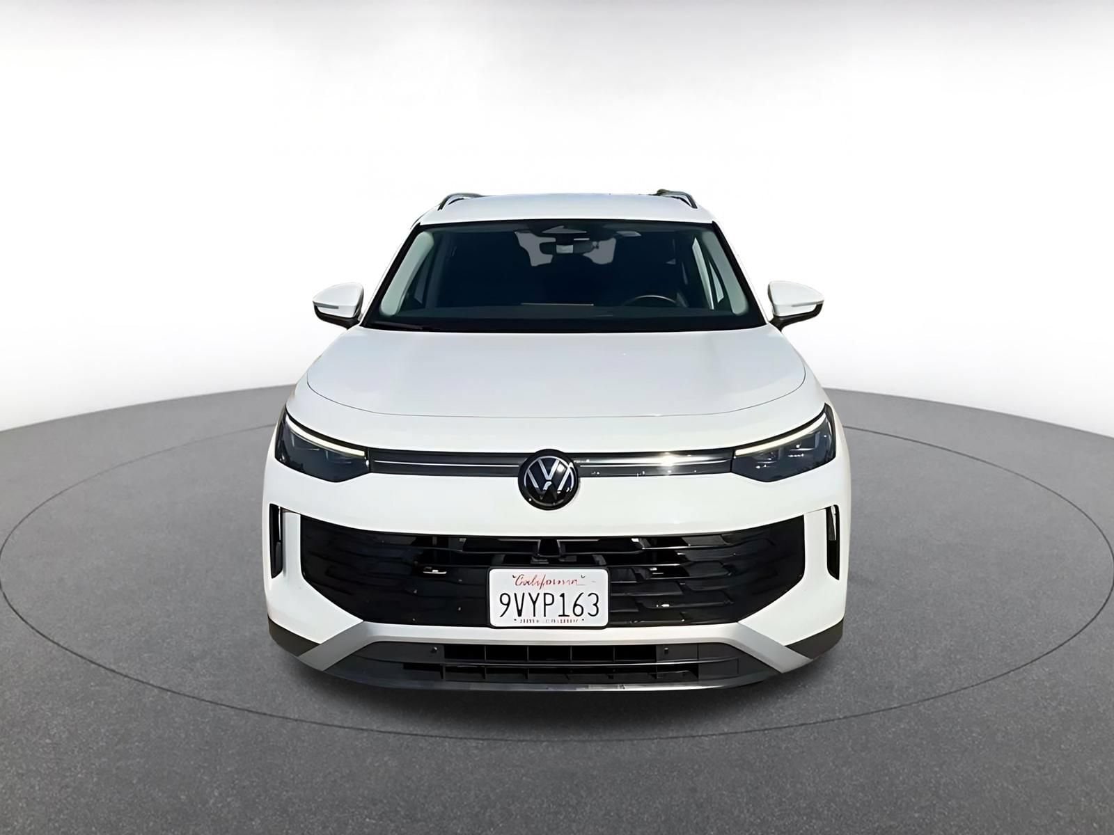 Thumbnail: 2026 Volkswagen Tiguan - 4