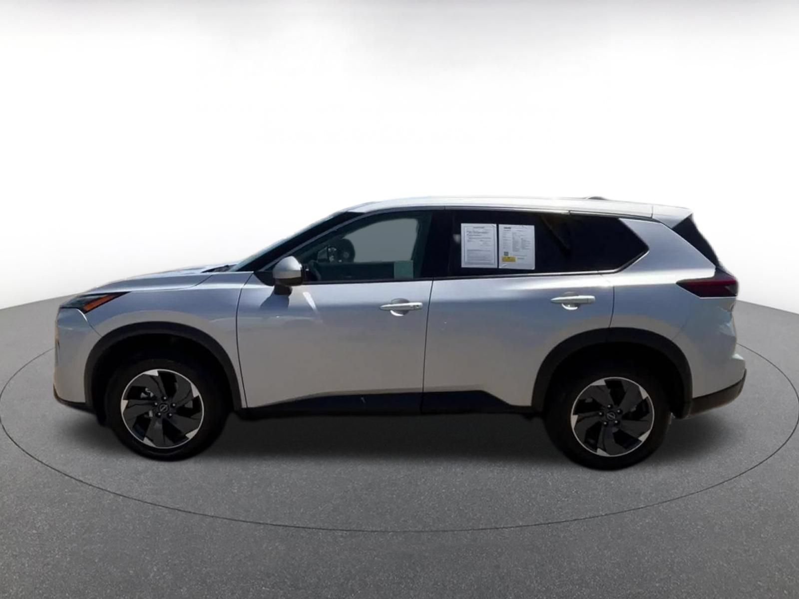 Thumbnail: 2025 Nissan Rogue - 8