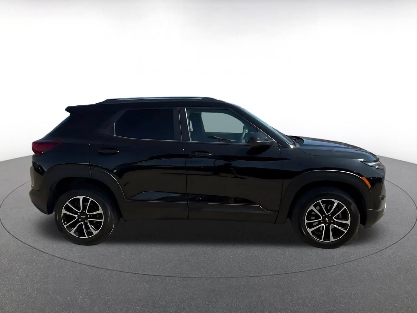 Thumbnail: 2025 Chevrolet TrailBlazer - 15
