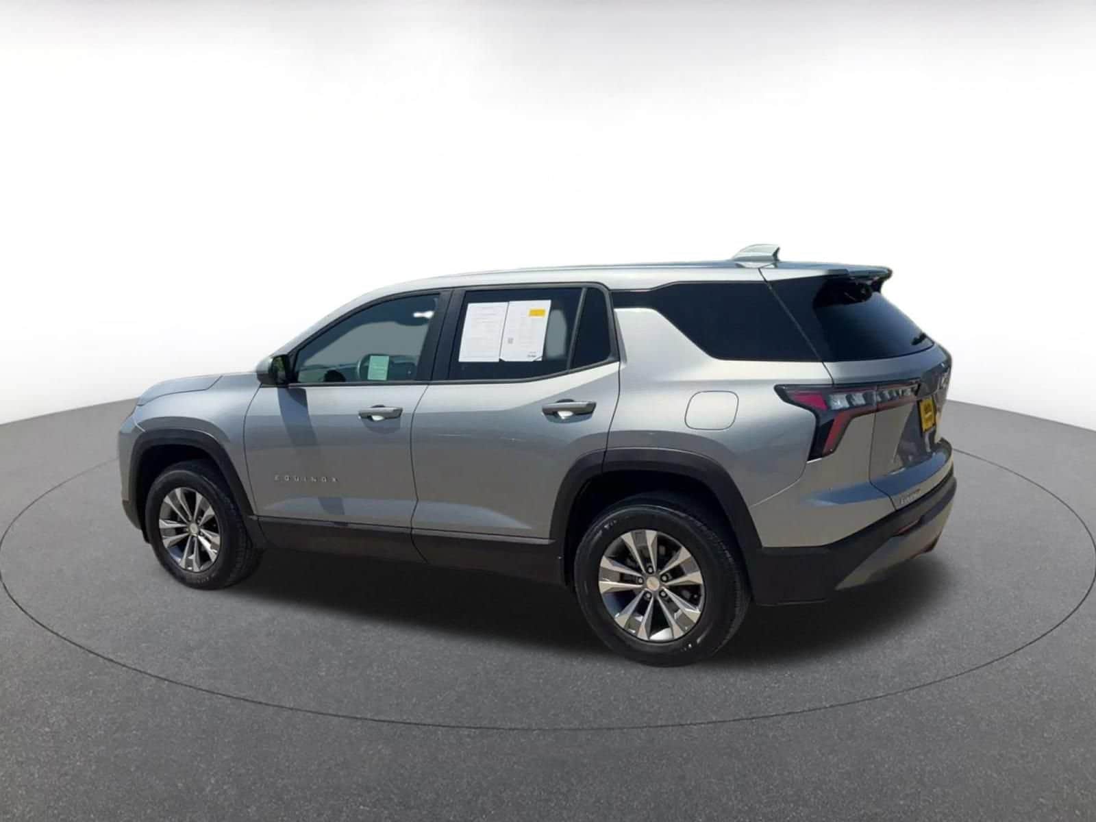 Thumbnail: 2025 Chevrolet Equinox - 9