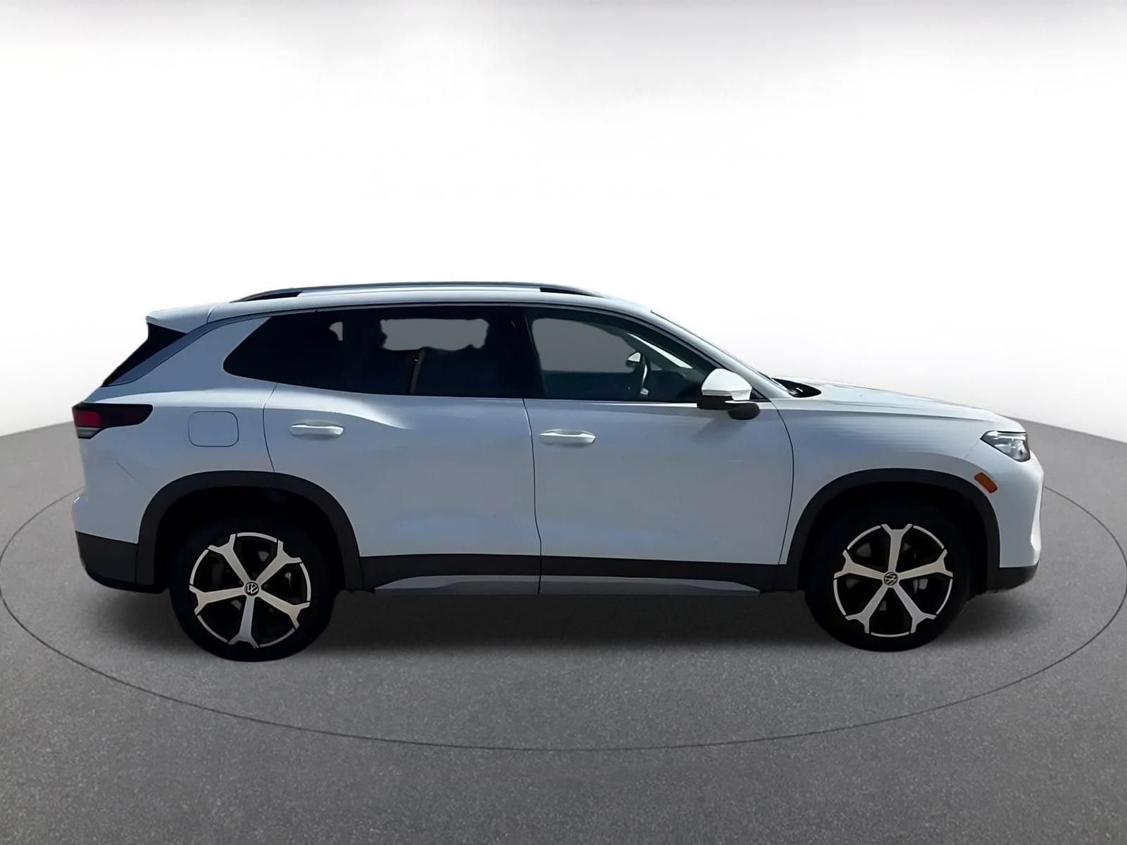 Thumbnail: 2026 Volkswagen Tiguan - 15