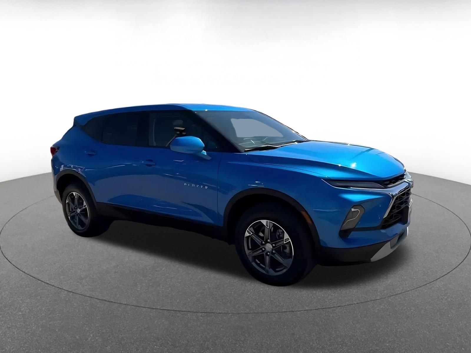 Thumbnail: 2026 Chevrolet Blazer - 2