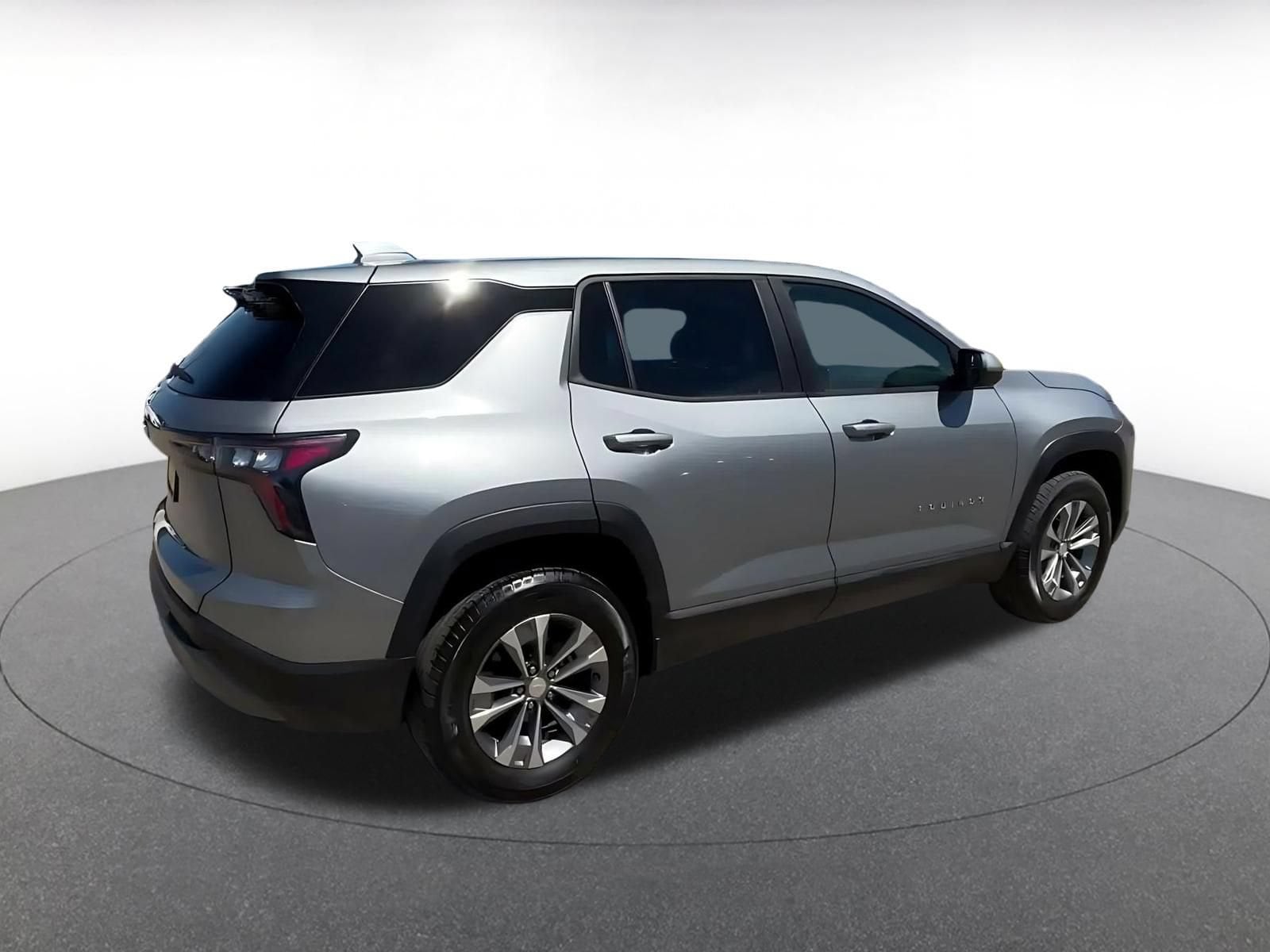 Thumbnail: 2025 Chevrolet Equinox - 14
