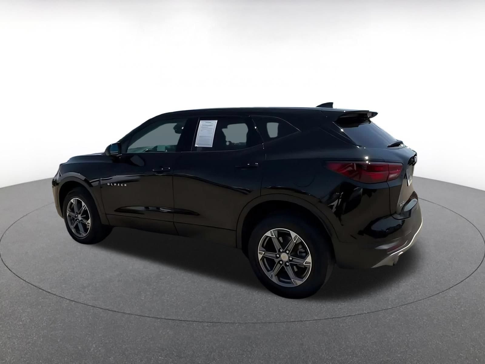 Thumbnail: 2026 Chevrolet Blazer - 9