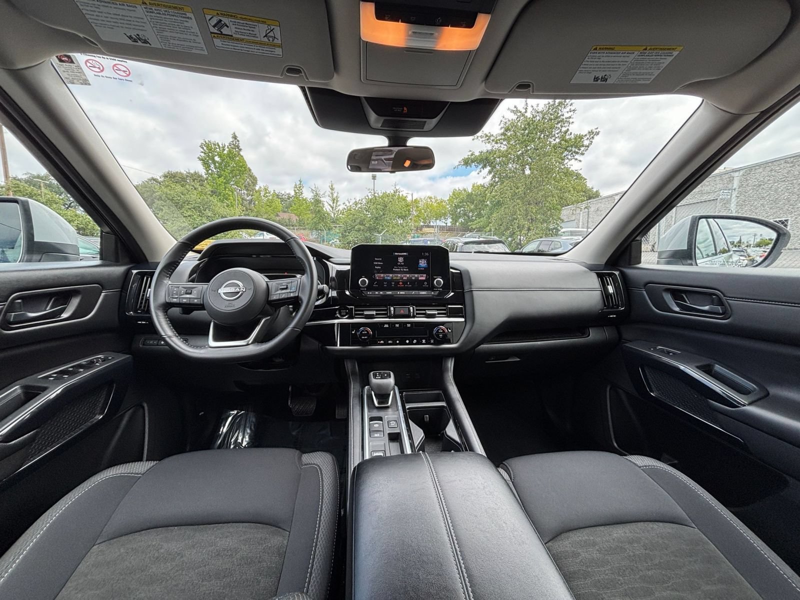 Thumbnail: 2025 Nissan Pathfinder - 35
