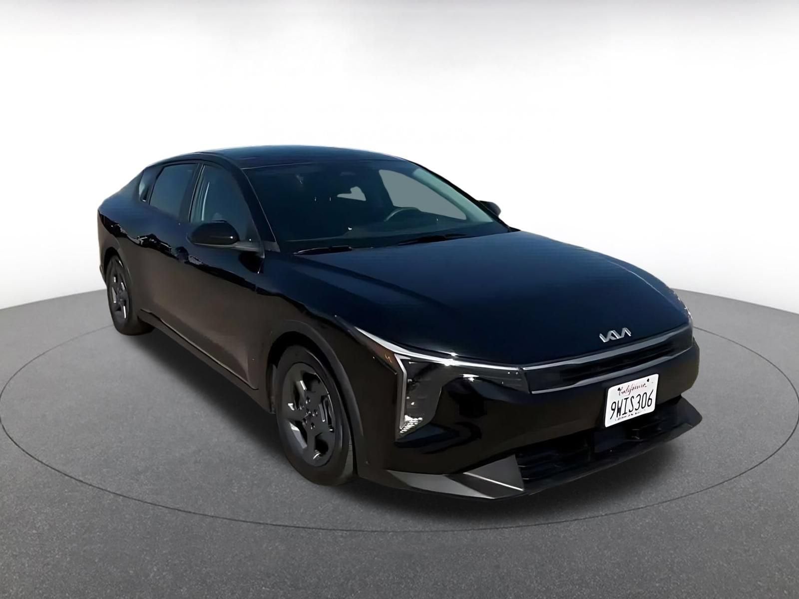 Thumbnail: 2026 Kia K4 - 3