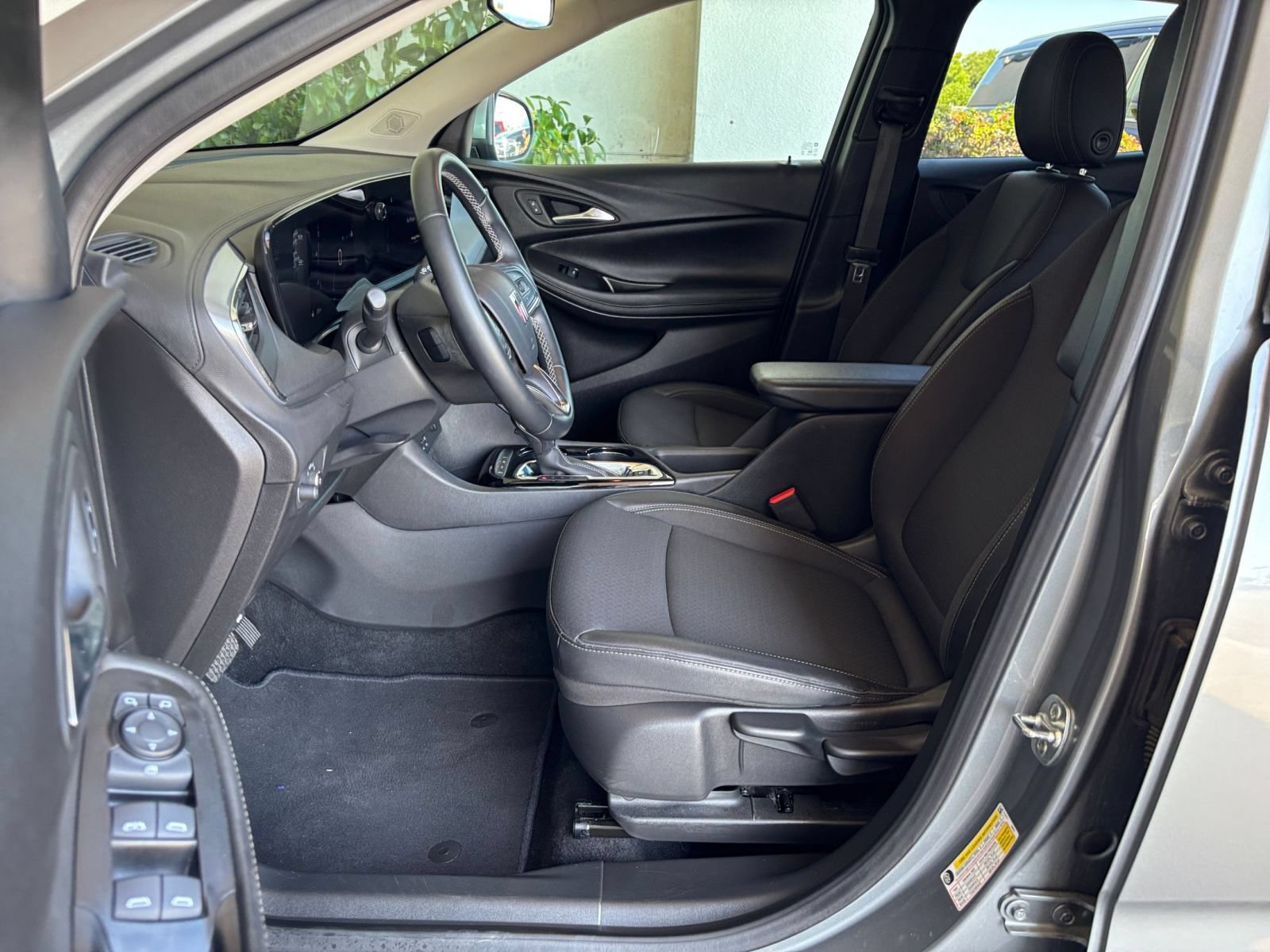 Thumbnail: 2025 Buick Encore GX - 27