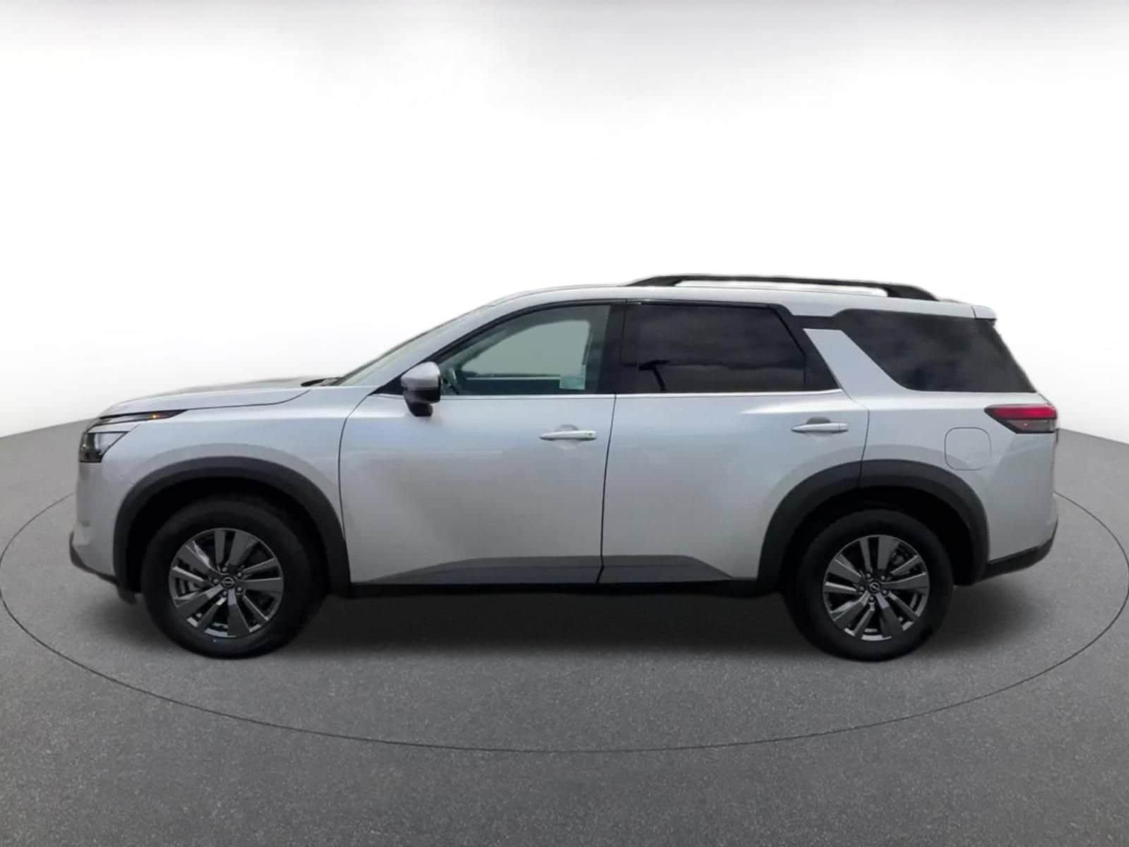 Thumbnail: 2025 Nissan Pathfinder - 8