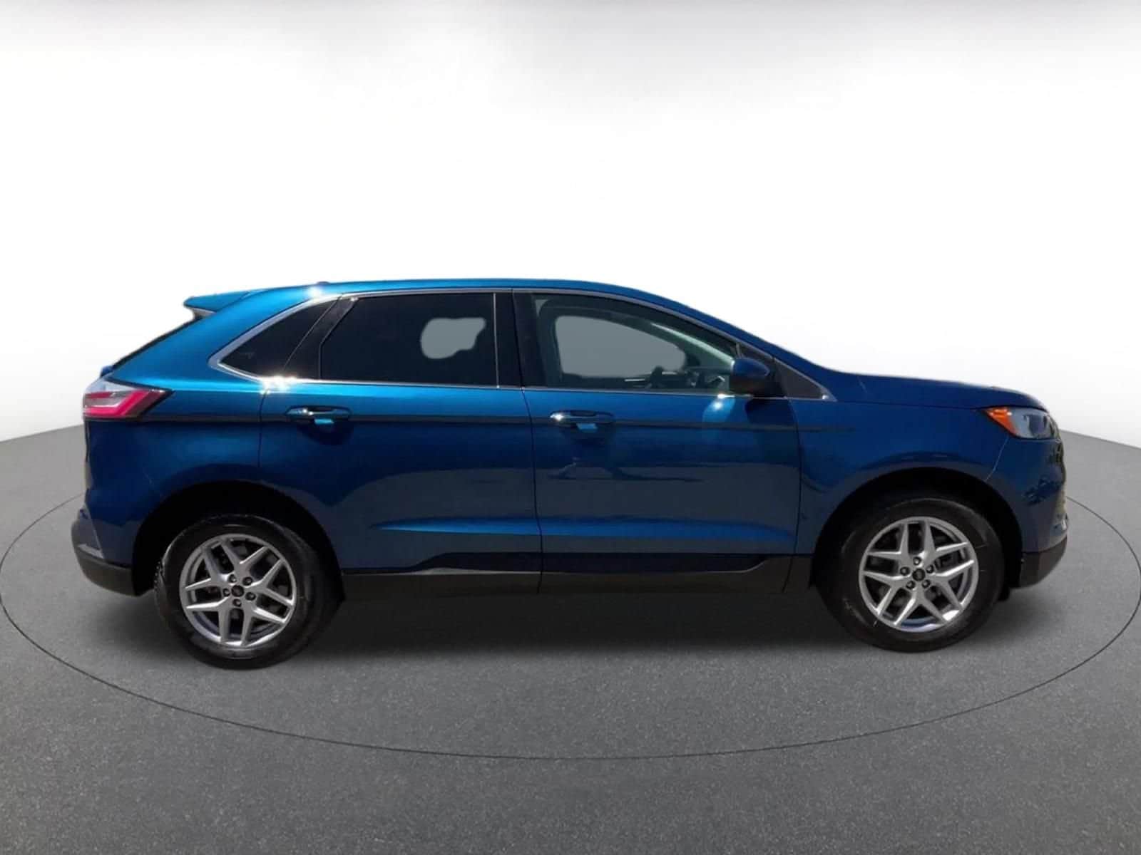 Thumbnail: 2024 Ford Edge - 15