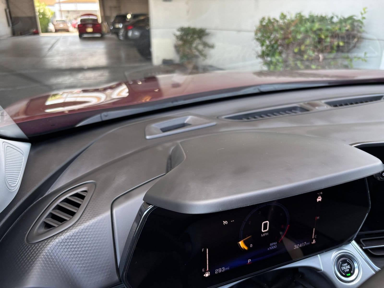 Thumbnail: 2025 Chevrolet Trax - 33