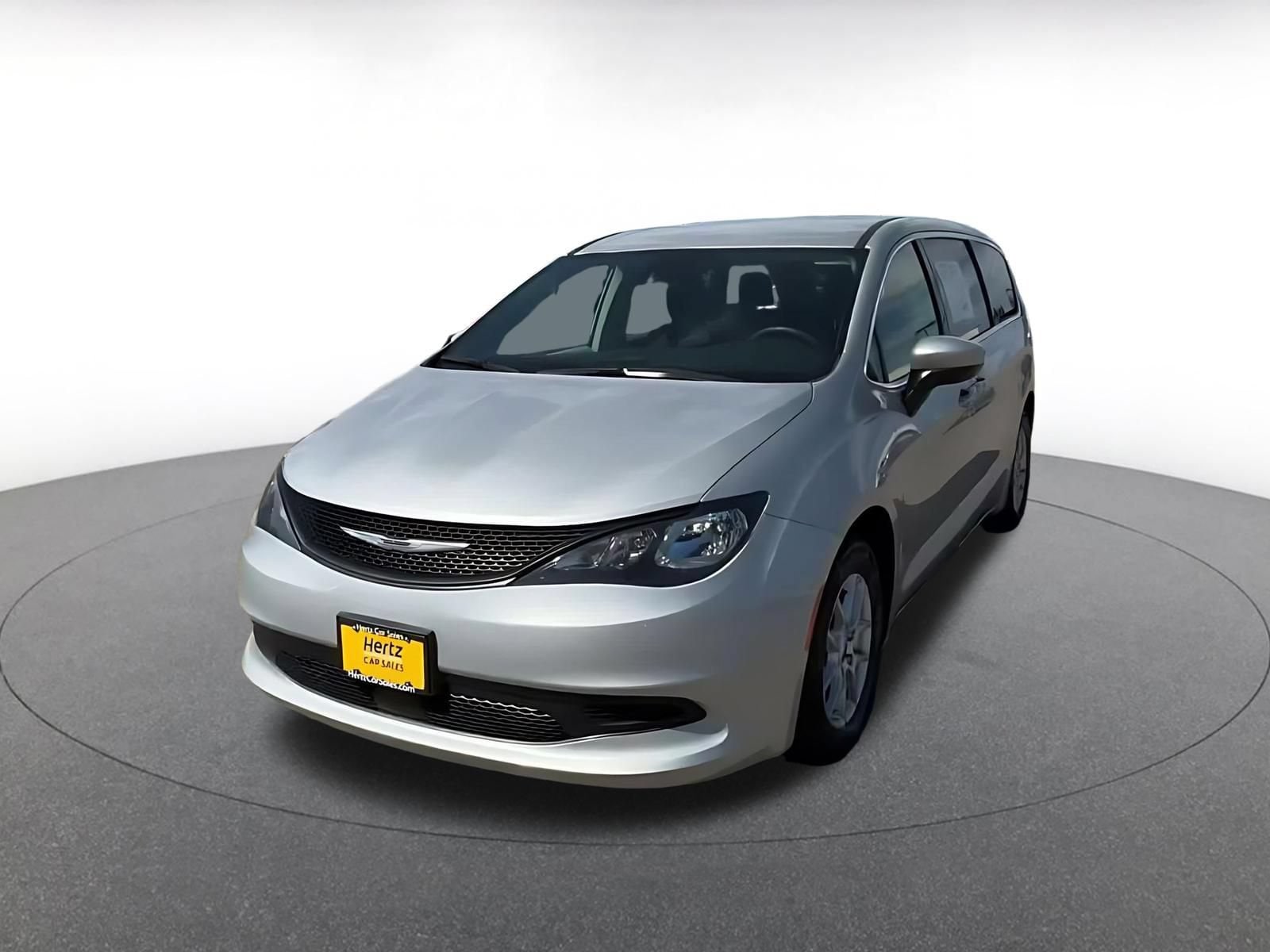 Thumbnail: 2023 Chrysler Voyager - 6