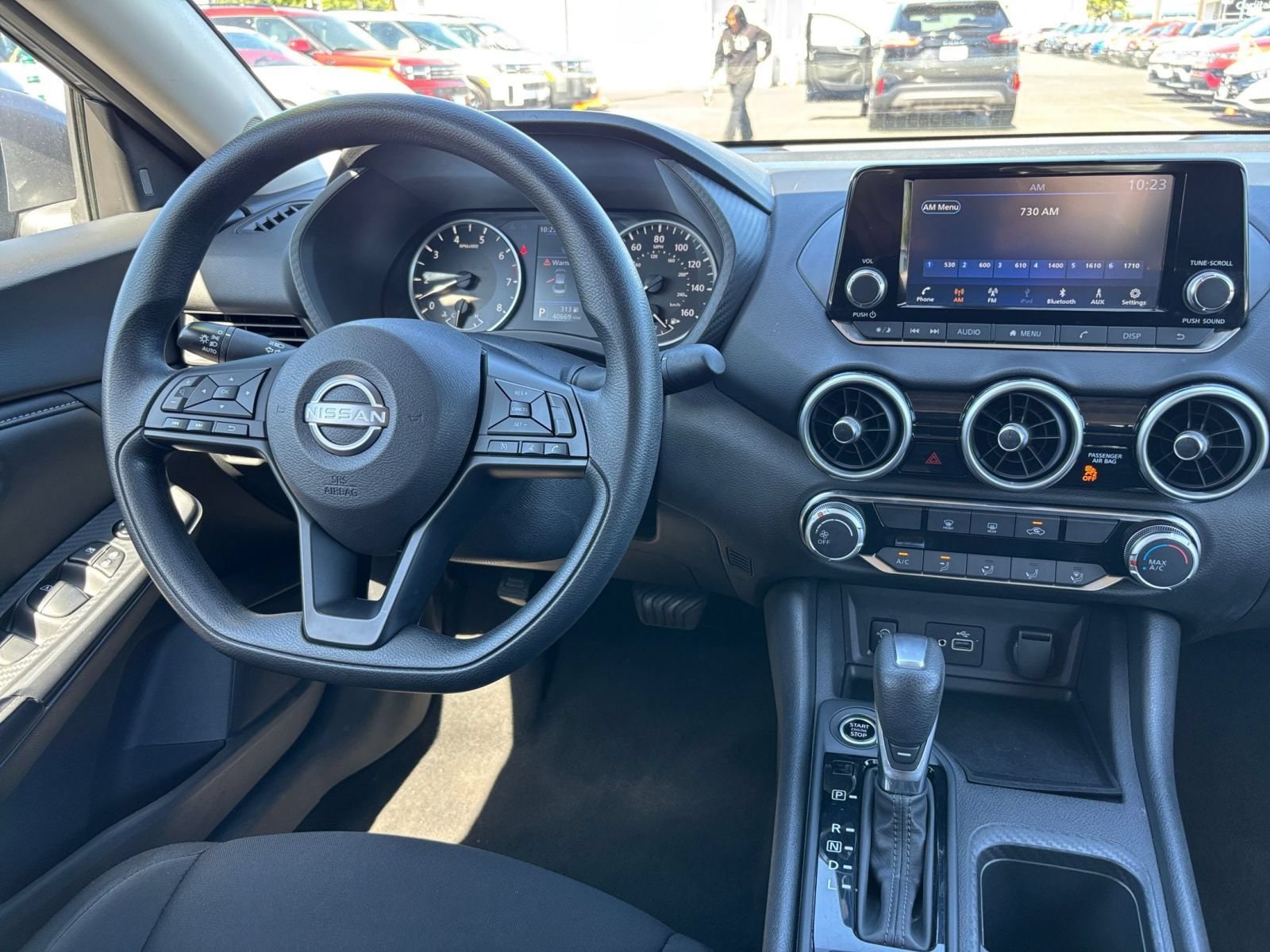 Thumbnail: 2025 Nissan Sentra - 28