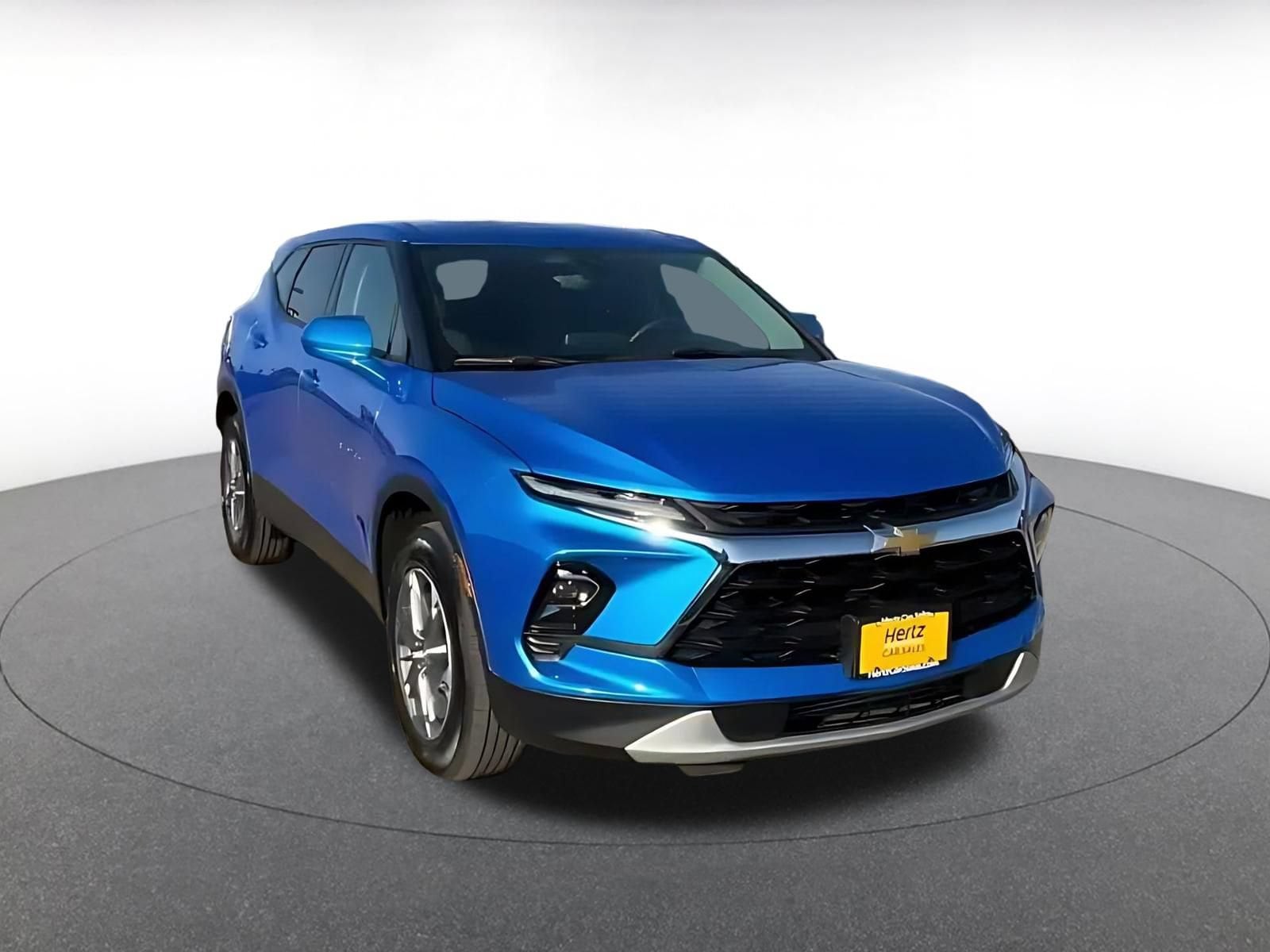 Thumbnail: 2026 Chevrolet Blazer - 3