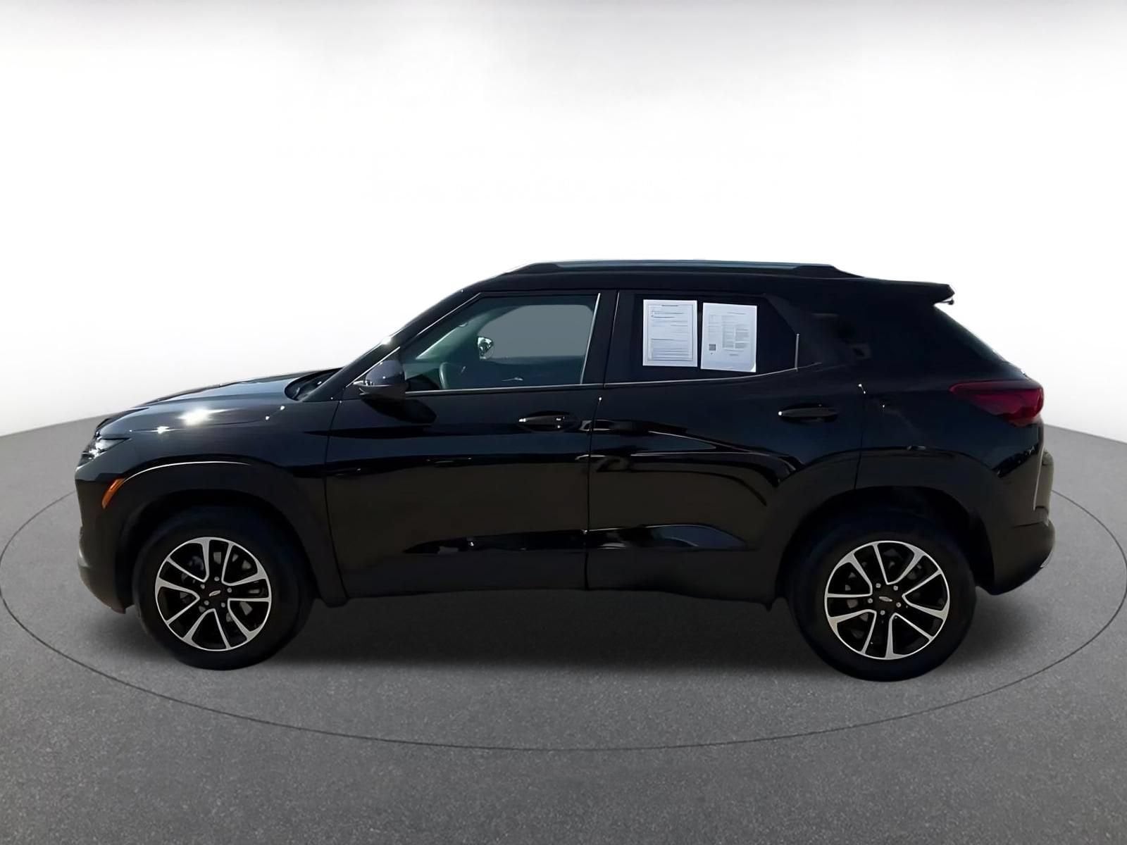 Thumbnail: 2025 Chevrolet TrailBlazer - 8