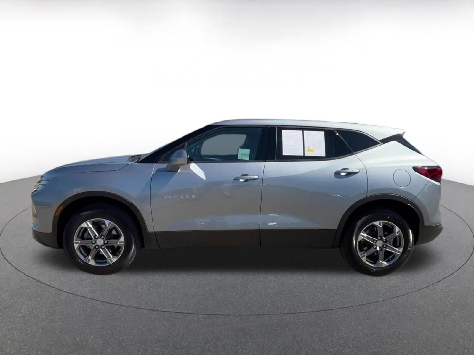 Thumbnail: 2025 Chevrolet Blazer - 8