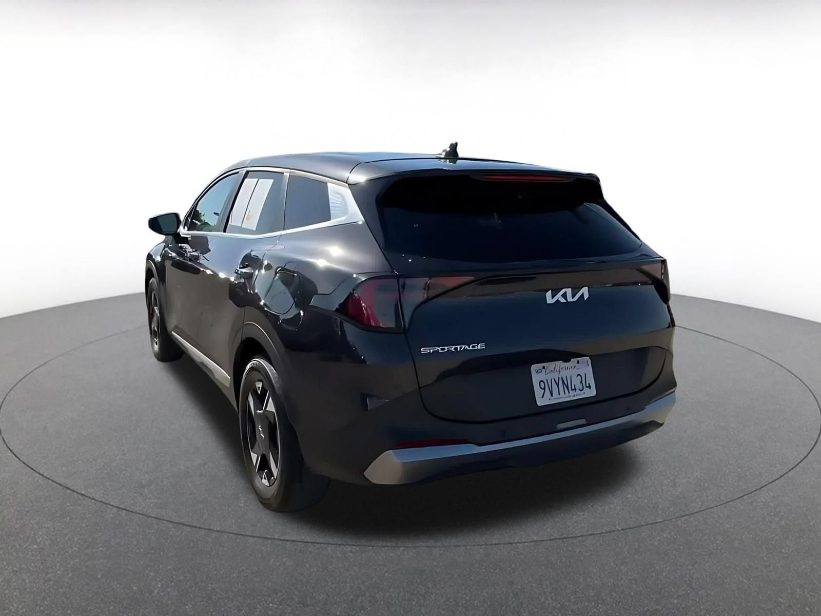 Thumbnail: 2026 Kia Sportage - 10